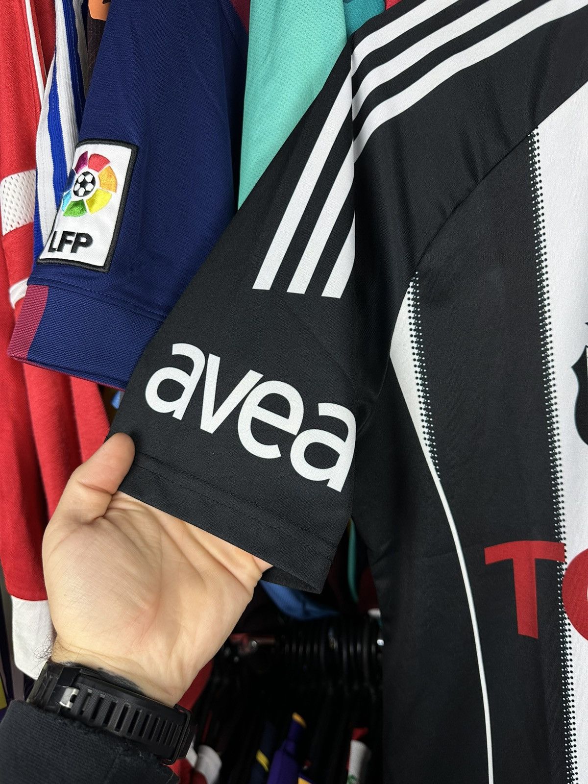 Adidas ADIDAS BESIKTAS 2011/12 FOOTBALL SOCCER SHIRT JERSEY AWAY Size US M / EU 48-50 / 2 - 5 Thumbnail