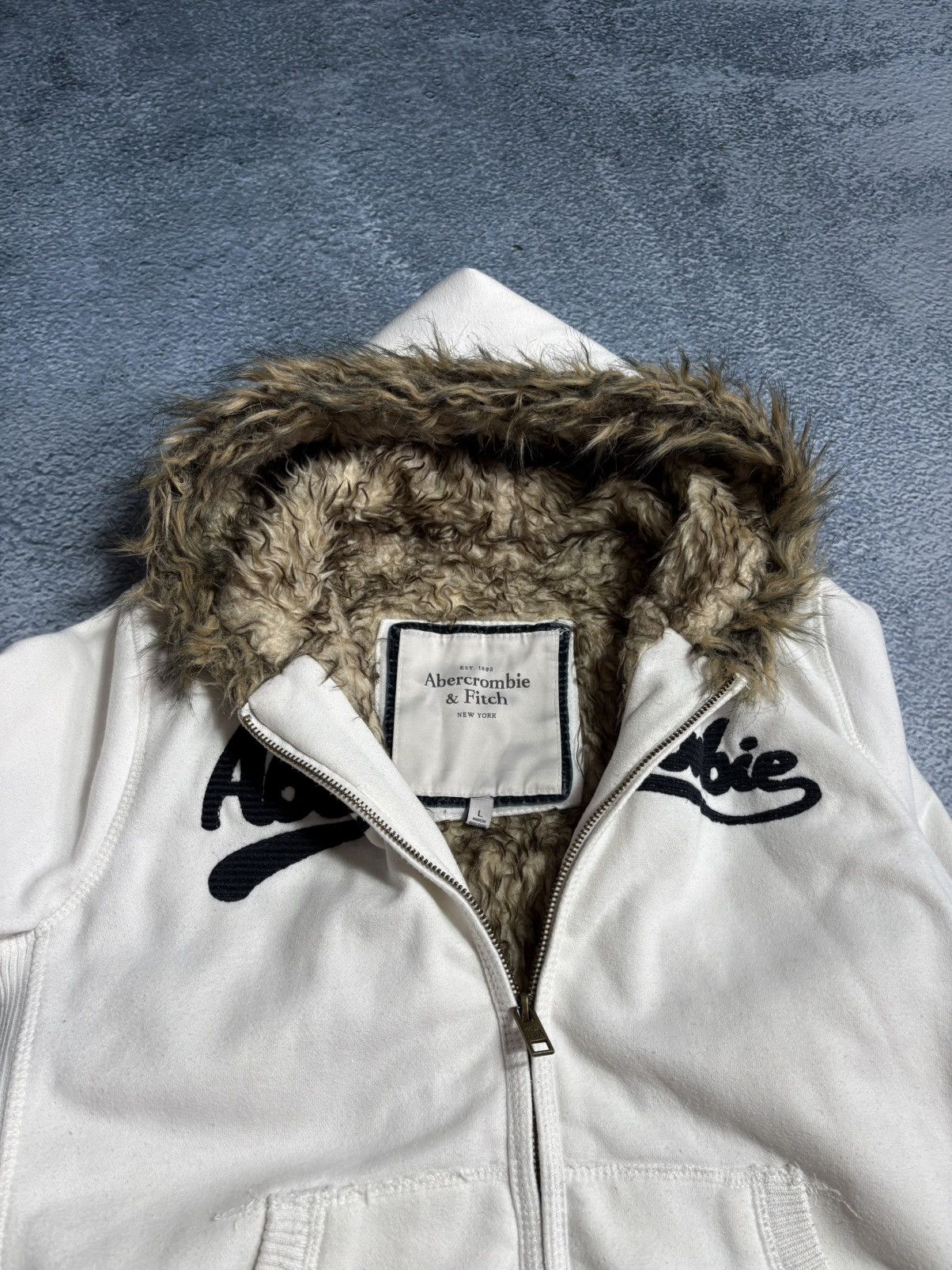 Abercrombie & Fitch Abercrombie & Fitch zip hoodie Y2K streetwear women's L size Size L / US 10 / IT 46 - 11 Thumbnail