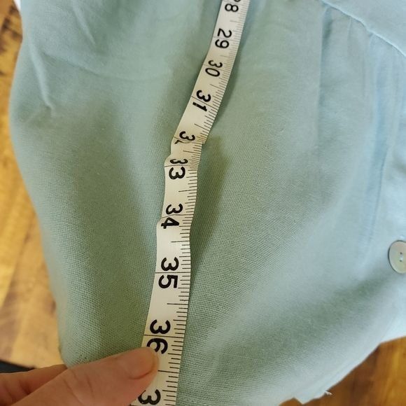Designer Arianna by Howard's Short Sleeve Vneck Full Button Tiered Sz Size L / US 10 / IT 46 - 11 Thumbnail