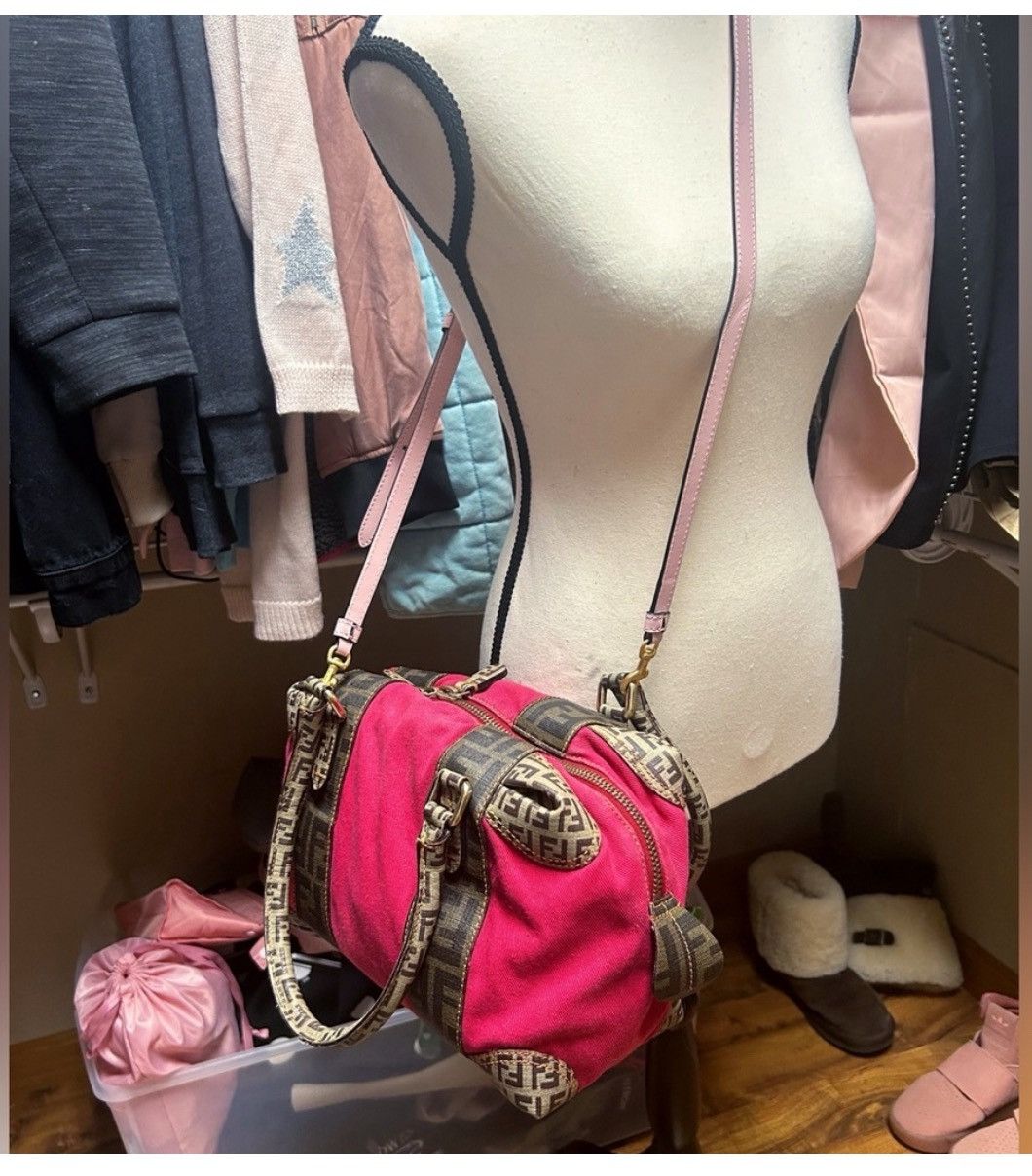 Fendi Authentic Fendi Rare Forever Bauletto Barbie Pink Boston Bag Size ONE SIZE - 10 Thumbnail