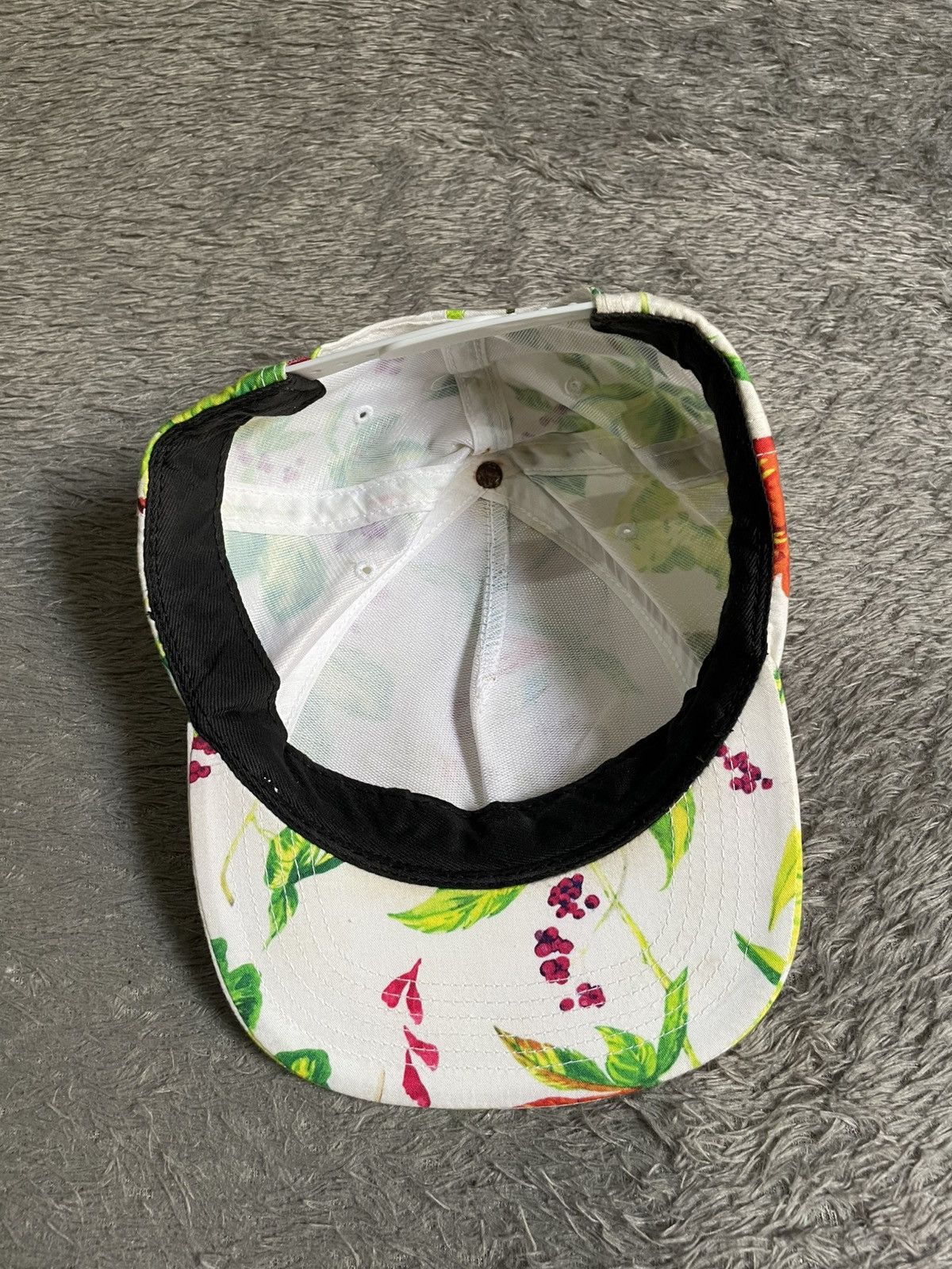 Supreme Supreme floral script 5 fanel SnapBack hat/cap Size ONE SIZE - 5 Thumbnail