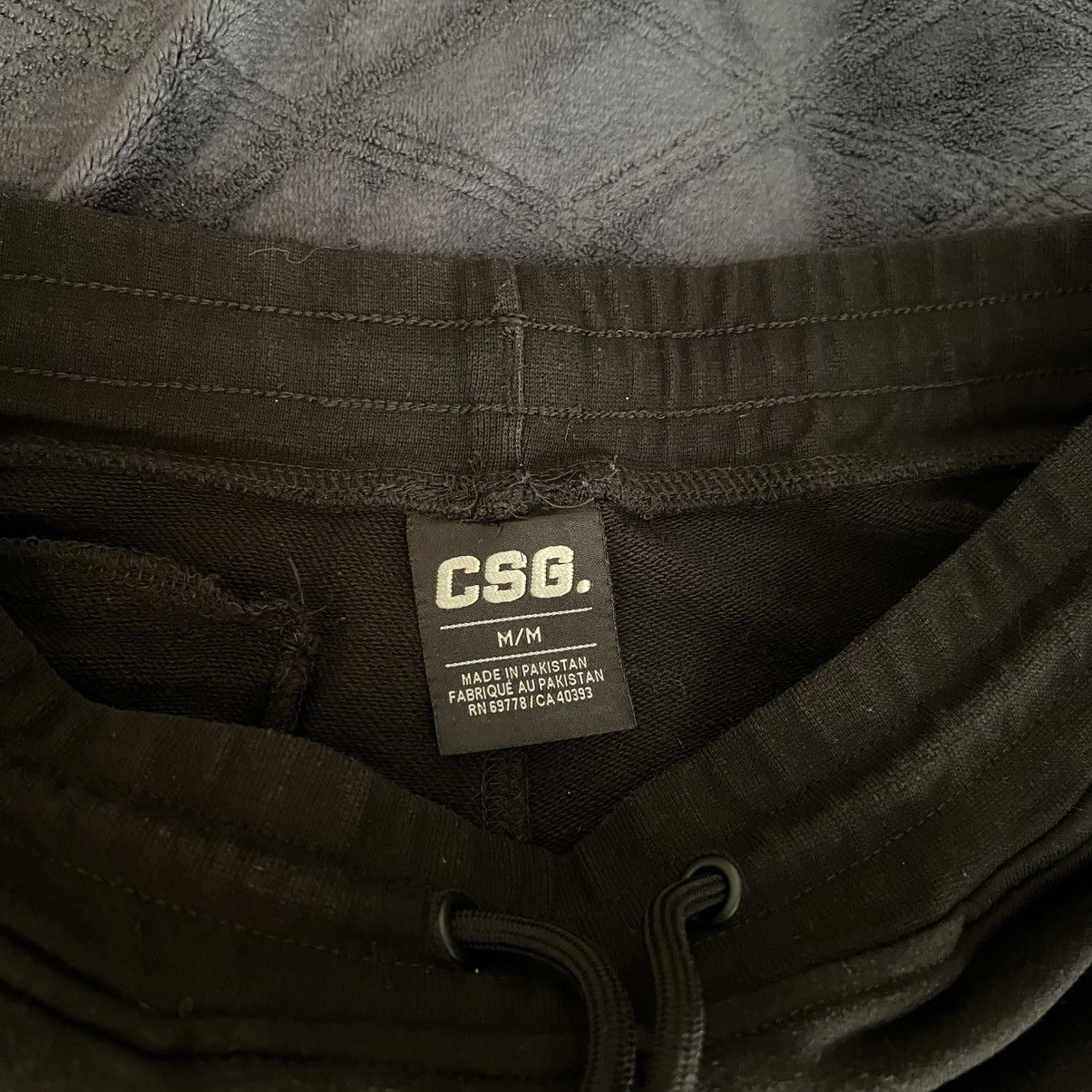 CSG × Champs Sport CSG Black Cargo Shorts Size M Champs Sports Size US 33 - 5 Thumbnail