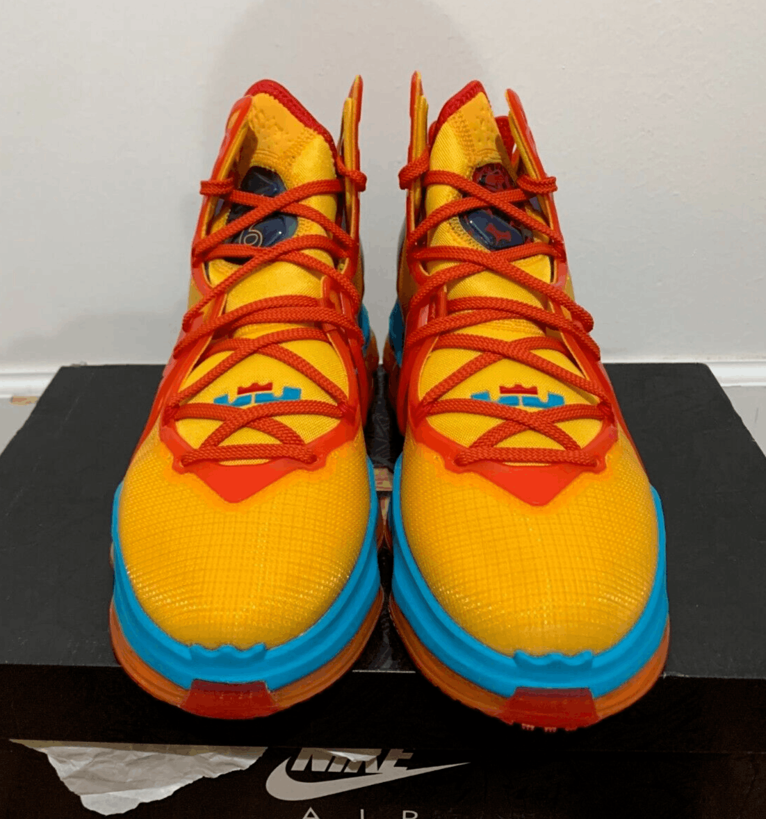 Nike Lebron 19 'Space Jam' Size US 10 / EU 43 - 2 Thumbnail