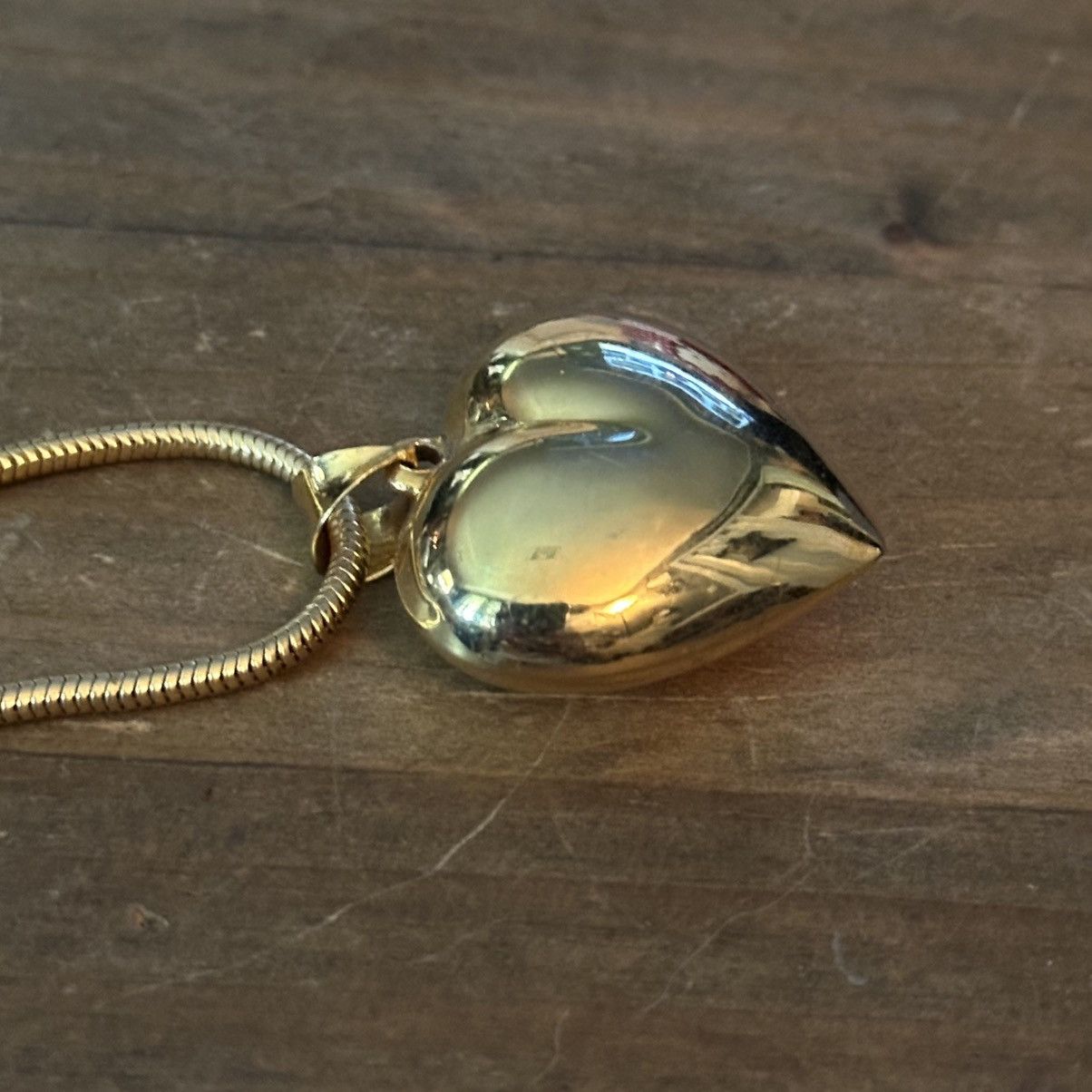 Vintage Vintage gold tone puffed heart pendant necklace Size ONE SIZE - 4 Thumbnail