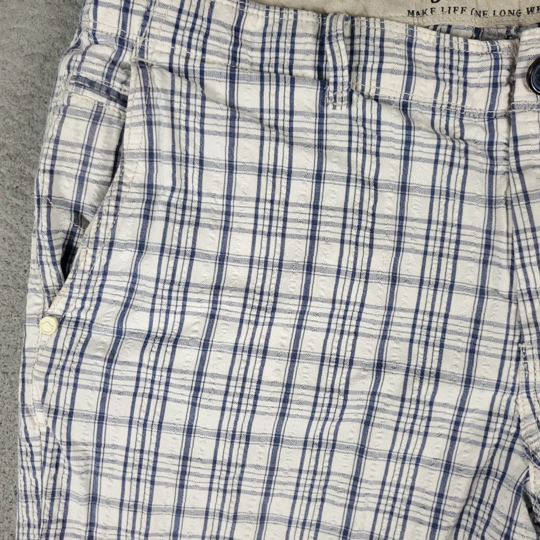 Tommy Bahama VINTAGE Tommy Bahama Men's Shorts 32 Cotton Plaid Flat Front Casual Summer Blue Size US 32 / EU 48 - 2 Thumbnail