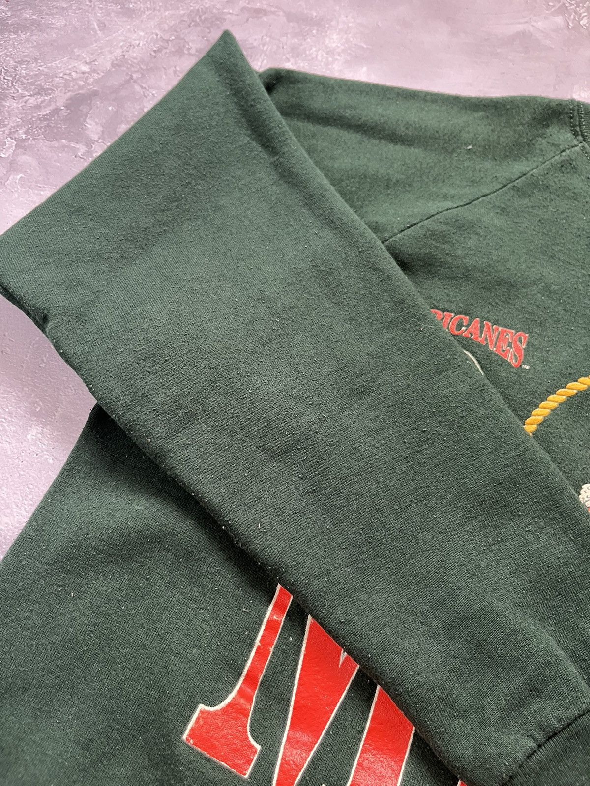 NFL Vintage Miami Hurricanes Green Sweatshirt NFL Size XL Size US XL / EU 56 / 4 - 8 Thumbnail
