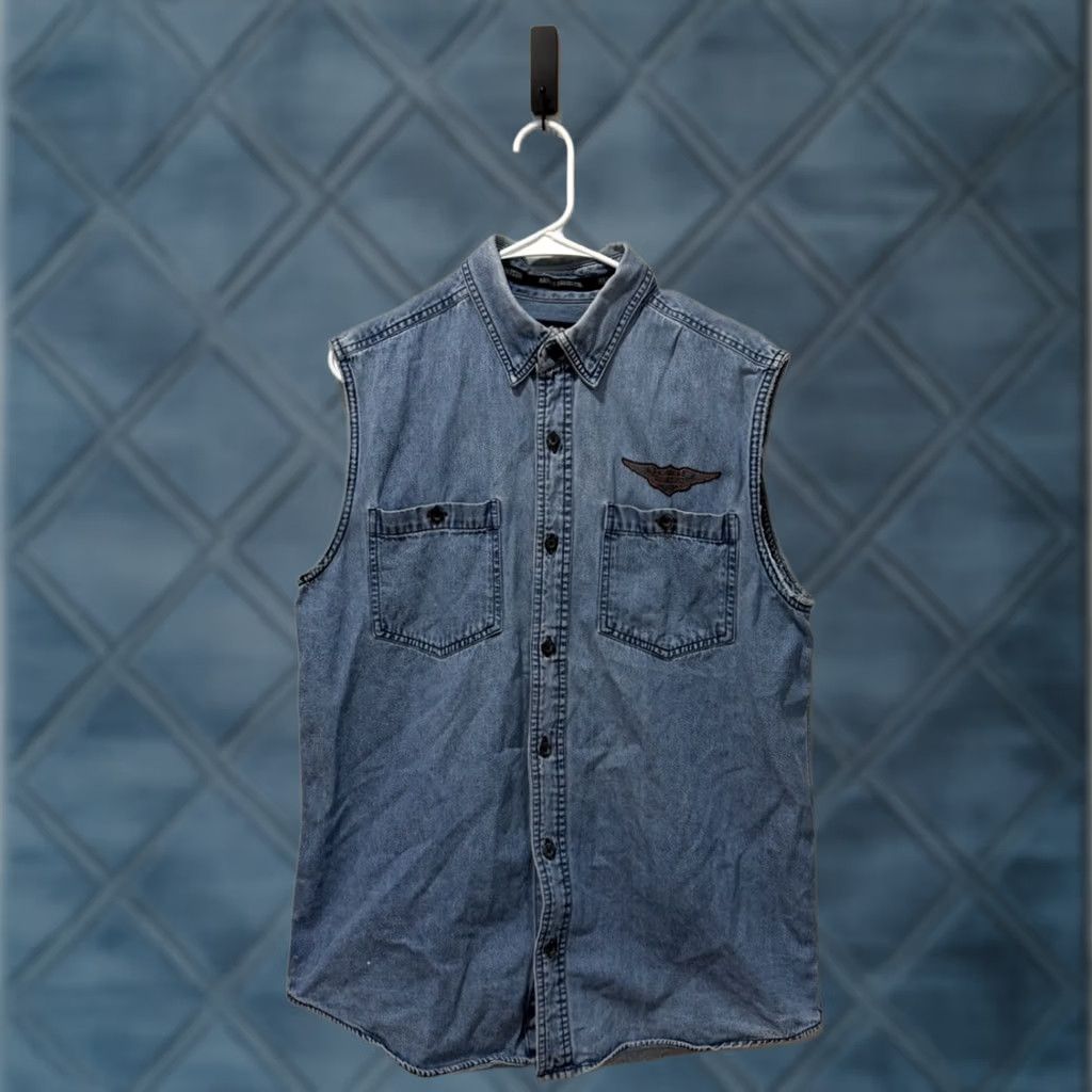 Harley Davidson VINTAGE Harley-Davidson Vest Shirt Men M Blue Denim Biker Trucker Grunge Y2K Button Short Sleeve? Size US M / EU 48-50 / 2 - 1 Thumbnail