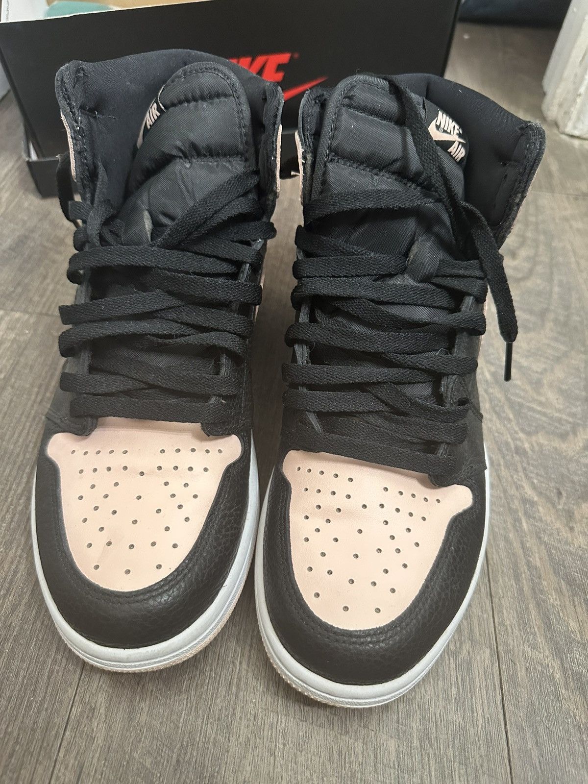 Jordan Brand Jordan 1 Crimson Tint Size US 10.5 / EU 43-44 - 3 Thumbnail