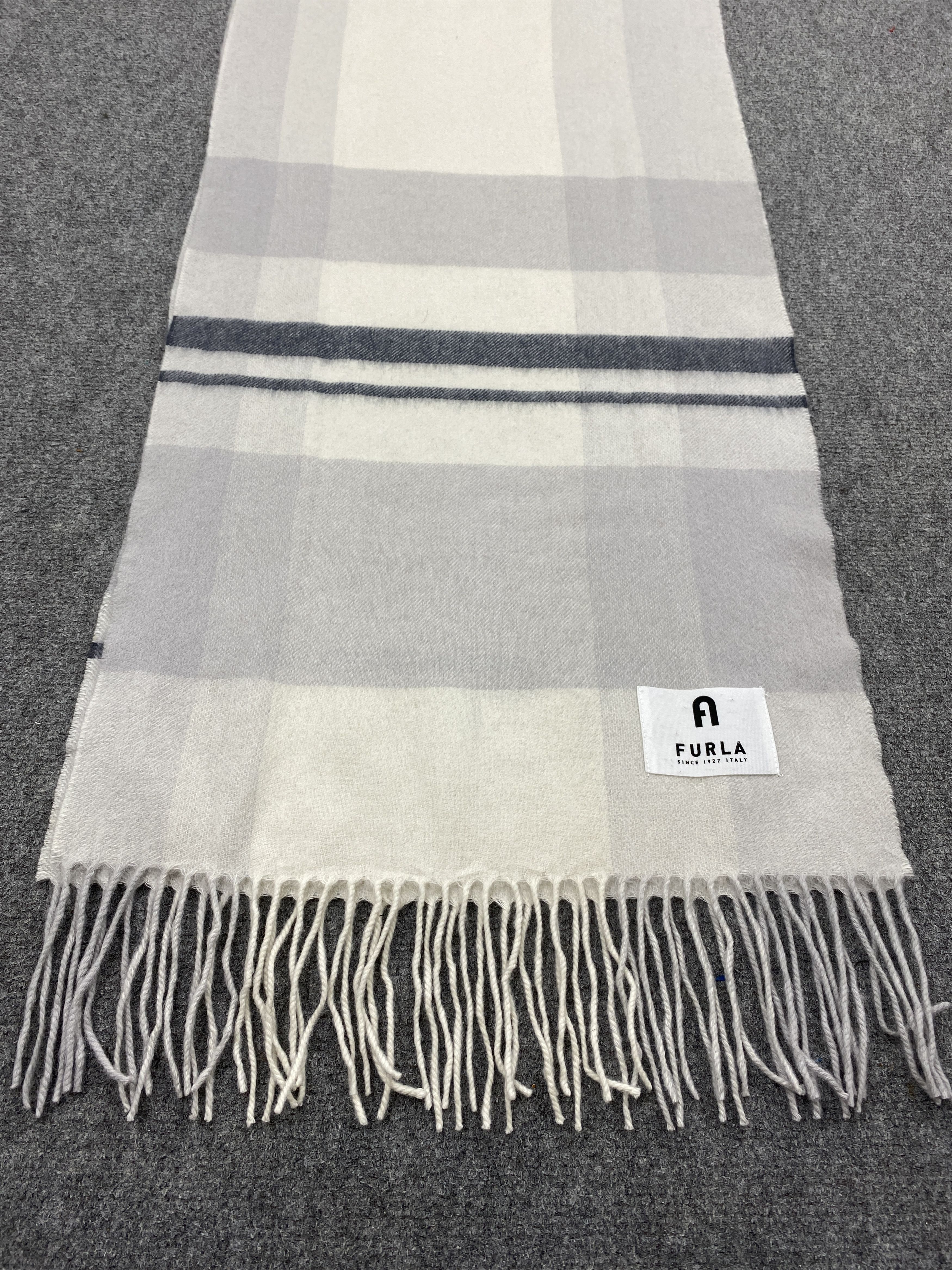 Furla Vintage Furla Scarf Muffler Cashmere Neckwear - SC0037 Size ONE SIZE - 3 Thumbnail