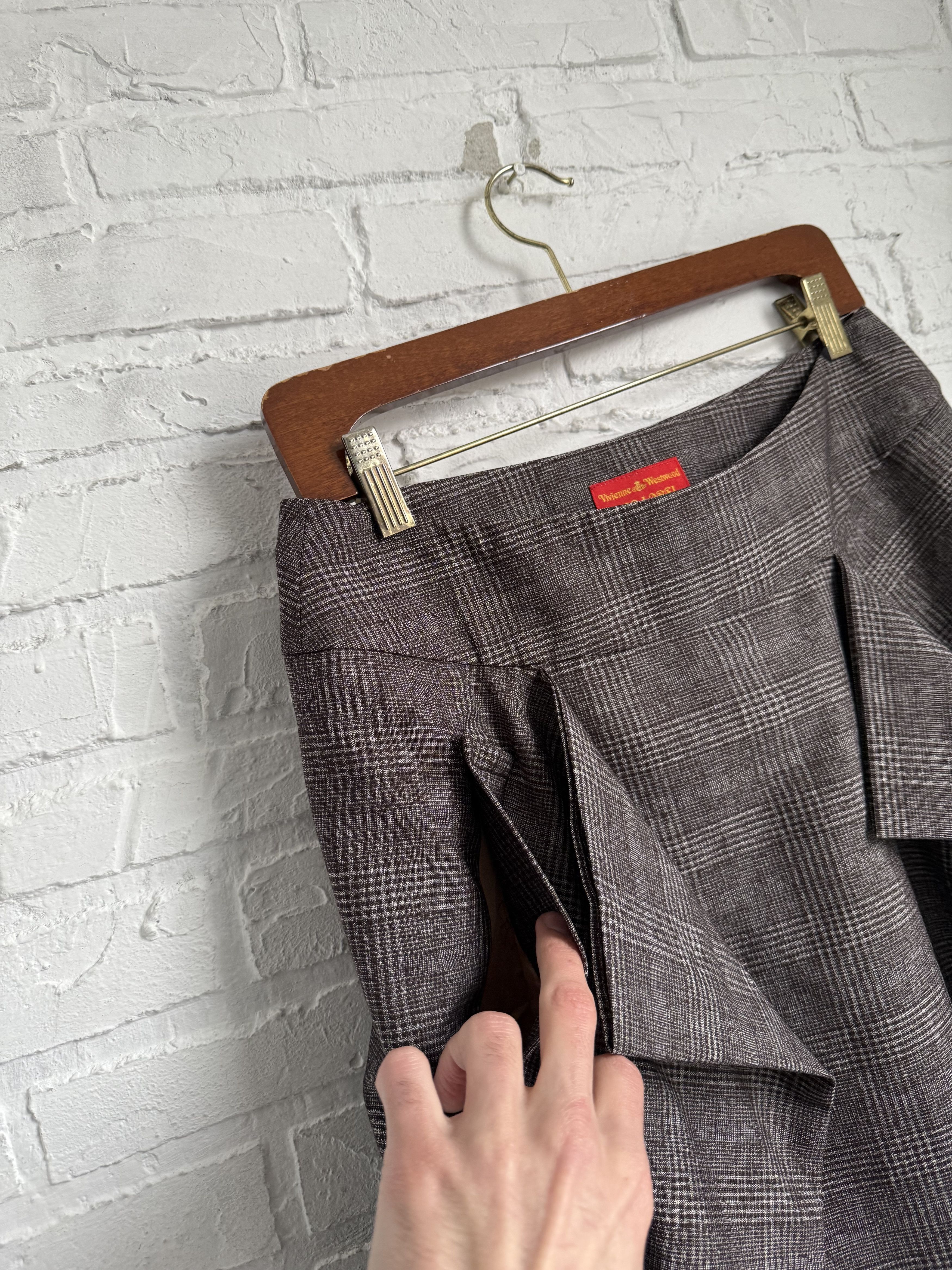 Vivienne Westwood Vintage Vivienne Westwood Red Label Asymmetric Wool Skirt Size 30" / US 8 / IT 44 - 9 Thumbnail