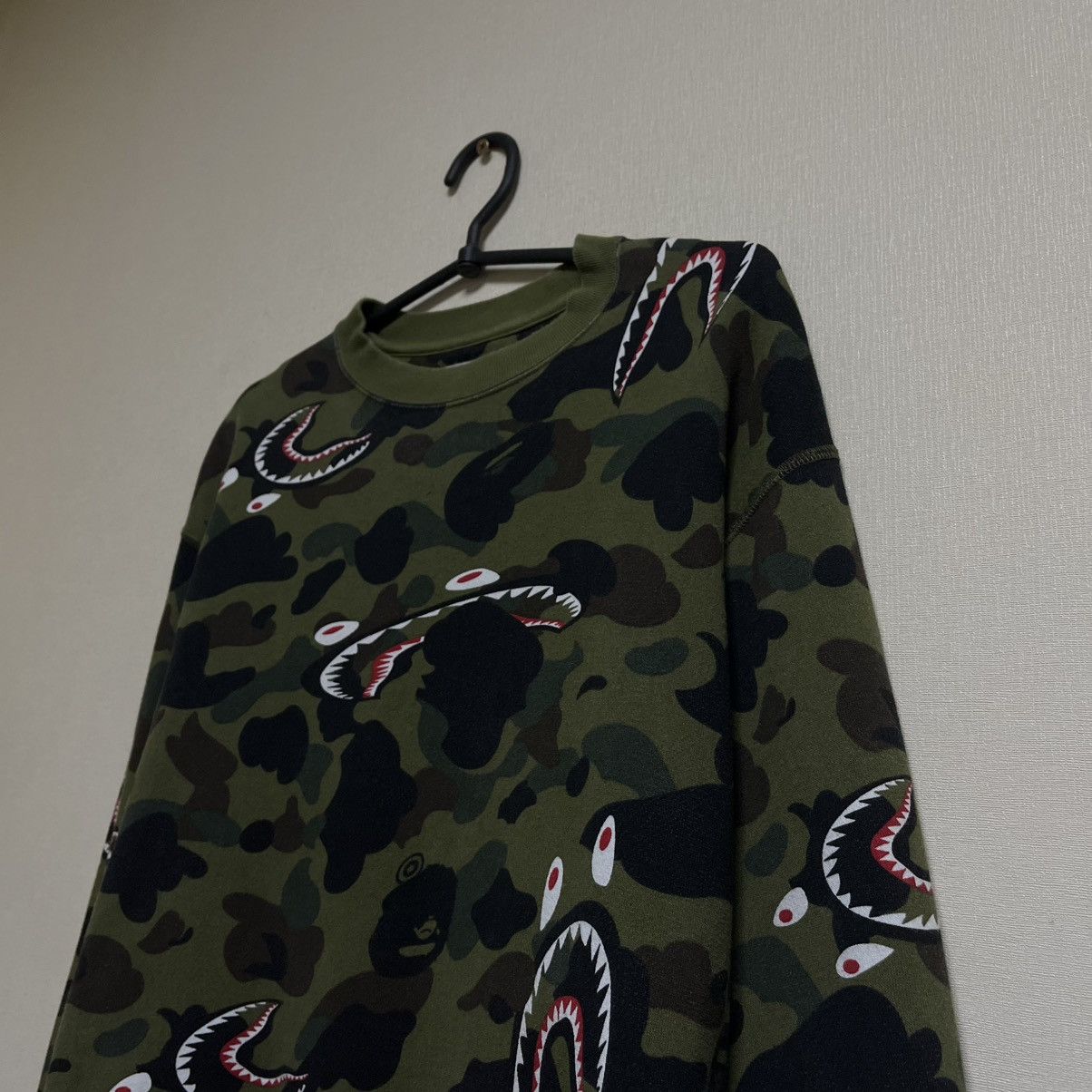 Bape FW20 Bape 1st Green Camo Shark Pattern Crewneck Sweatshirt Size US M / EU 48-50 / 2 - 2 Thumbnail