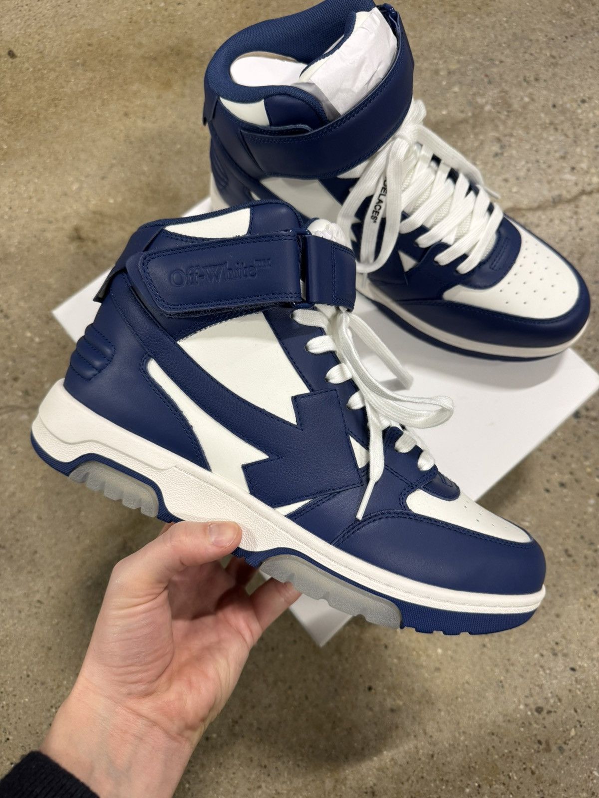 Off-White Off-White Out of Office Mid Top Leather Sneaker NEW 800$ Size US 9 / EU 42 - 3 Thumbnail
