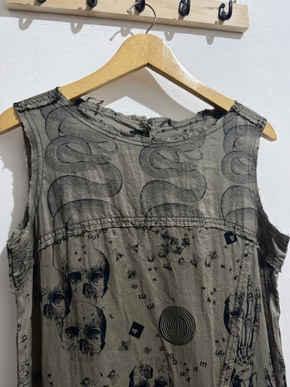 Hysteric Glamour HYSTERIC GLAMOUR SNAKE SKULL SLEEVESS DRES Size M / US 6-8 / IT 42-44 - 8 Thumbnail