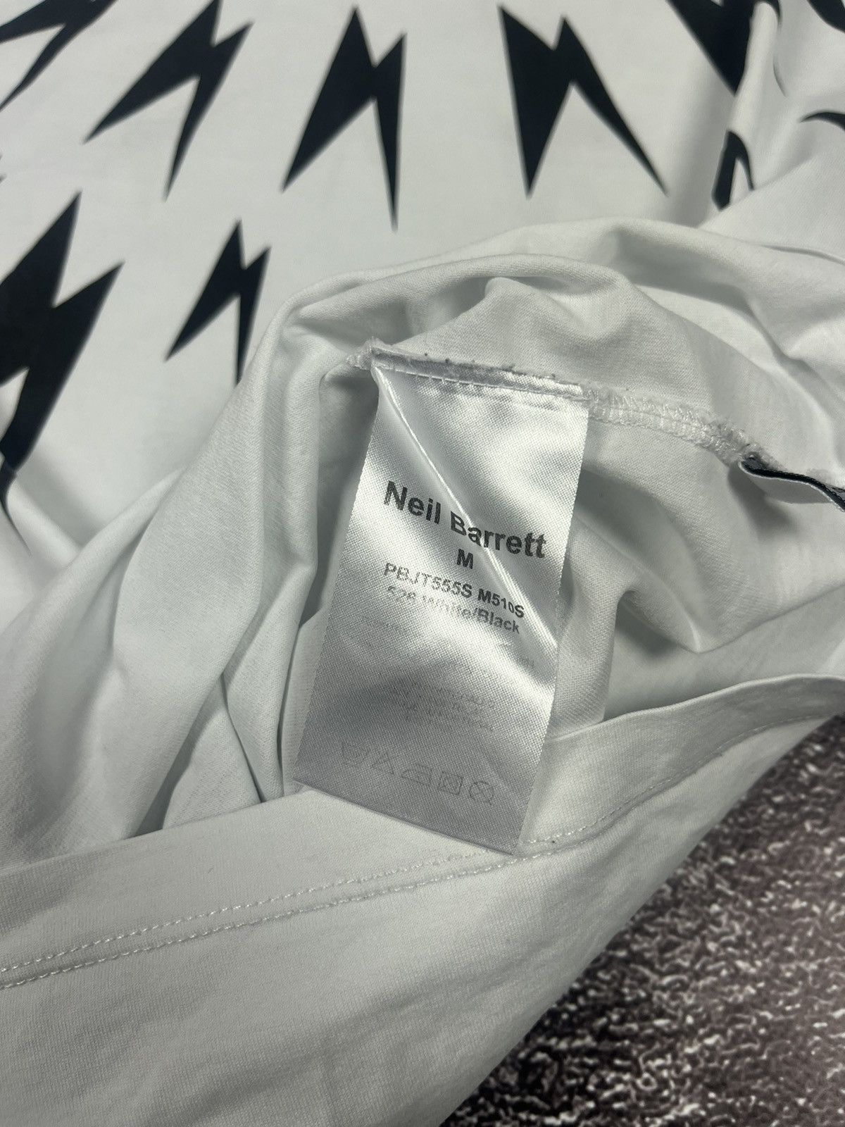 Neil Barrett Vintage Neil Barrett Thunderbolt Oversized Fit y2k t-shirt Size US M / EU 48-50 / 2 - 7 Thumbnail