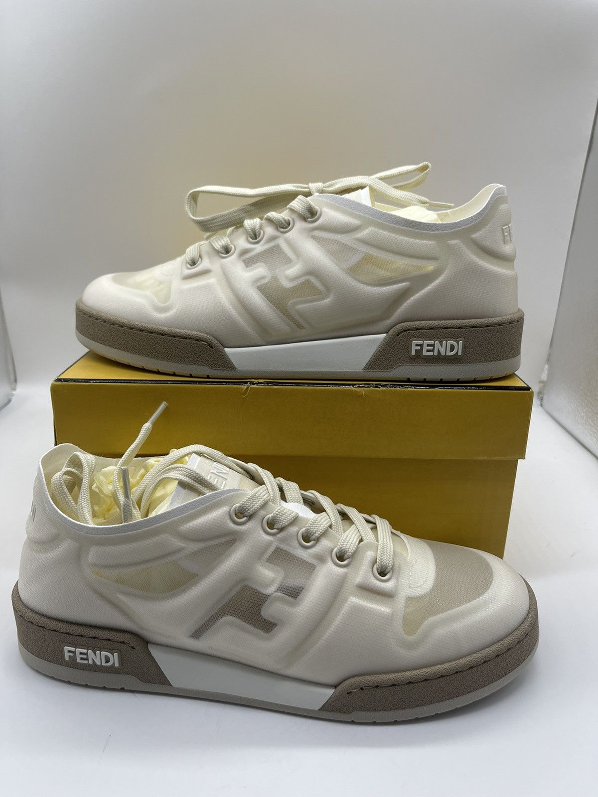 Fendi Fendi Match Mesh Low Top Sneakers Size Eu39 Size US 9 / IT 39 - 1 Thumbnail