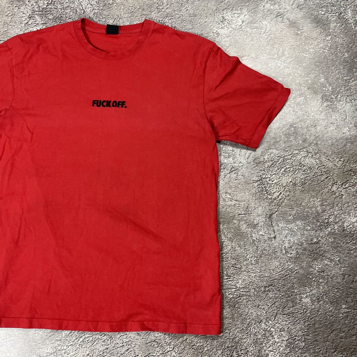 Vintage VINTAGE Y2K FUCK OFF EMBROIDERED LOGO FUNNY SLOGAN TEE Size US XL / EU 56 / 4 - 2 Thumbnail
