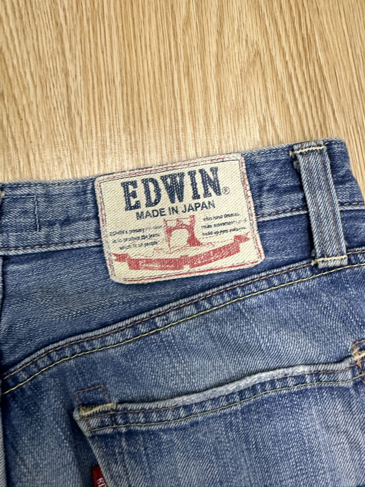 Vintage Edwin Tailor Exclusive Distressed Denim Size 30 F22