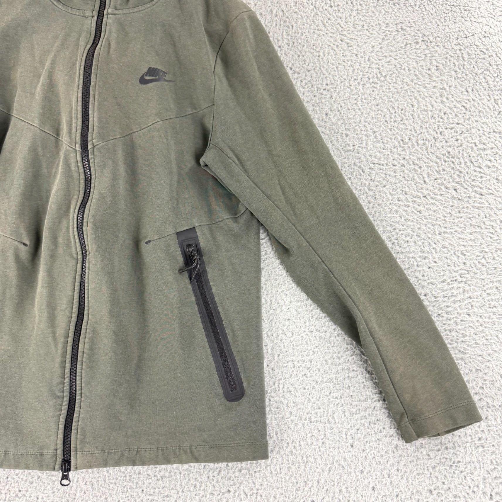 Nike **Nike Tech Fleece Windrunner Hoodie Mens Medium Green Full Zip** User: Nike Tech Fleece Windrunner Hoodie Mens Medium Green Full Zip Size US M / EU 48-50 / 2 - 4 Thumbnail