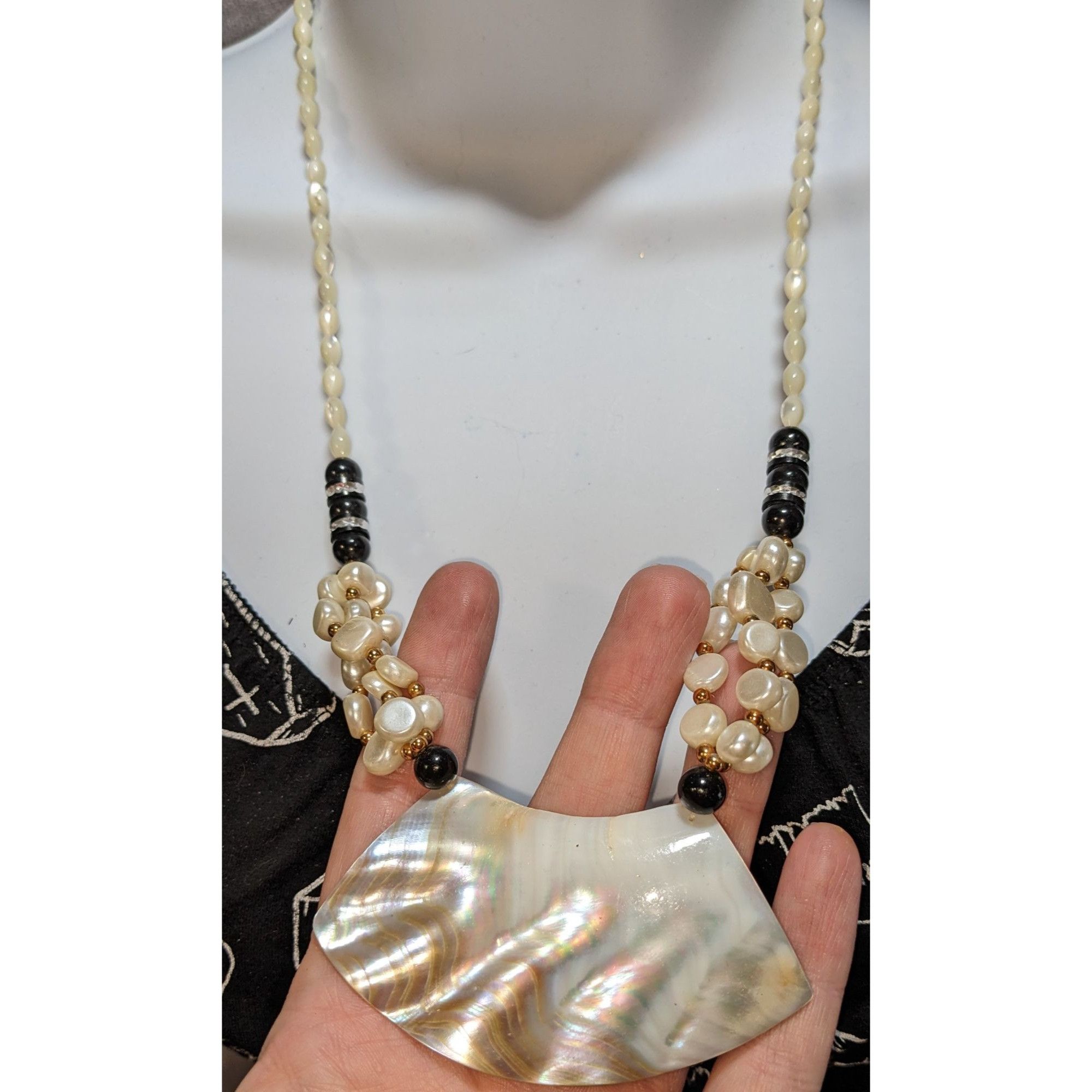 Other Vintage Mermaidcore Mother Of Pearl & Beaded Statement Neckl Size ONE SIZE - 4 Thumbnail