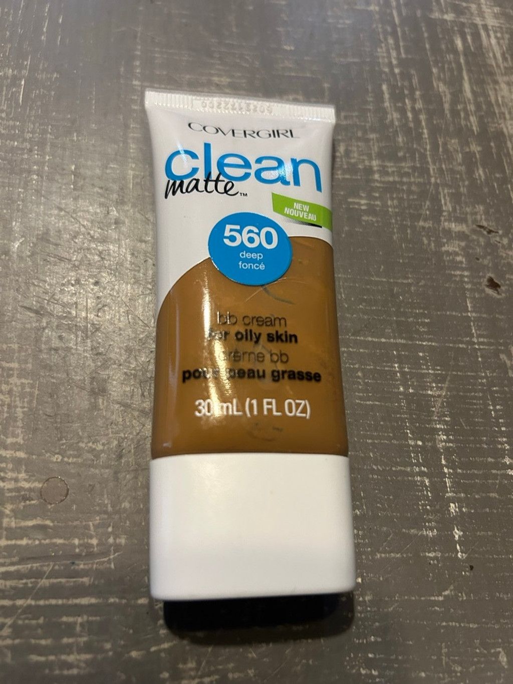 Other Women's COVERGIRL Clean Matte BB Cream FoundationBrown White Size ONE SIZE - 3 Thumbnail