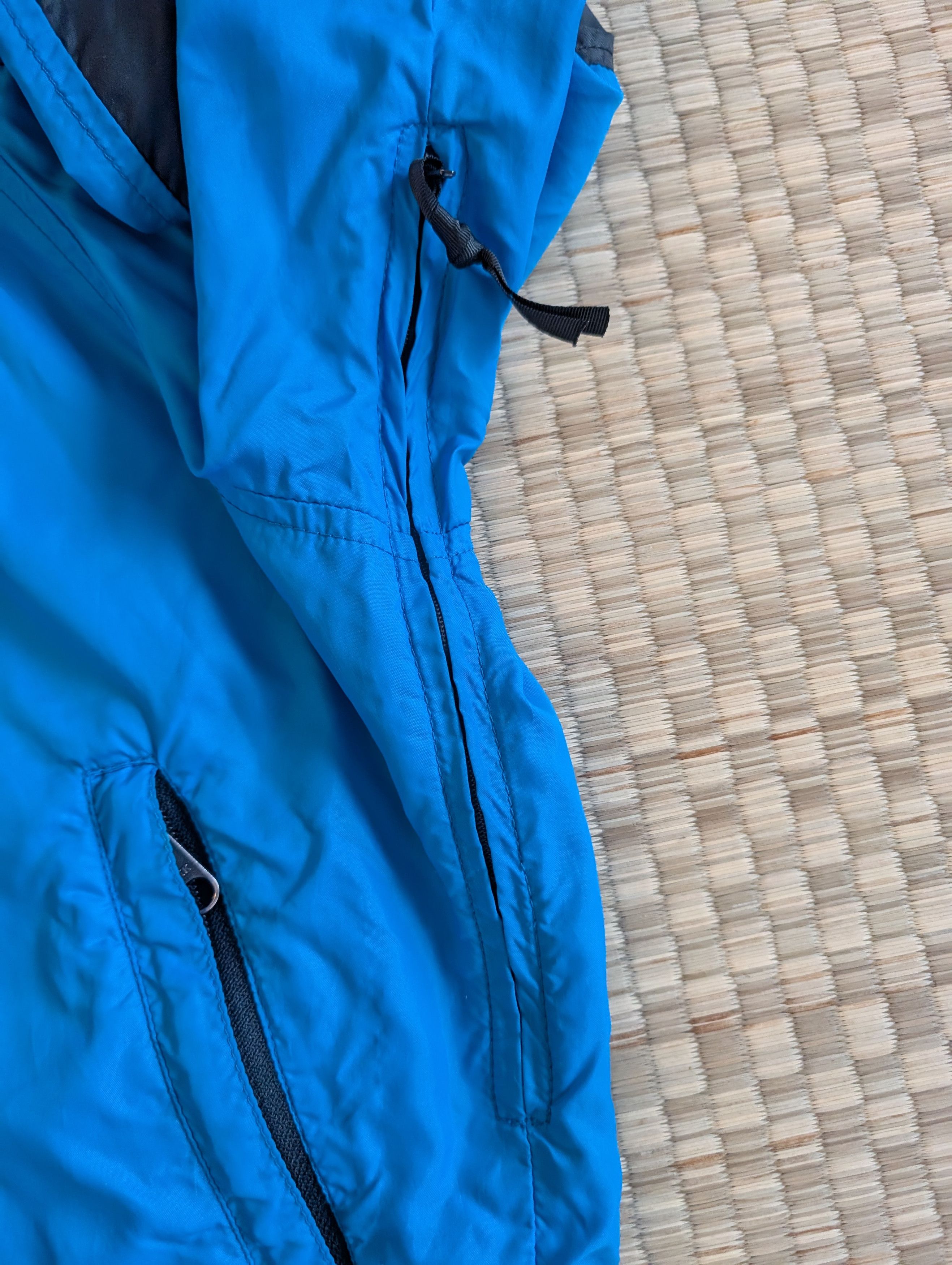The North Face RARE The North Face Packable Cycling Windbreaker Made in USA Size US S / EU 44-46 / 1 - 6 Thumbnail