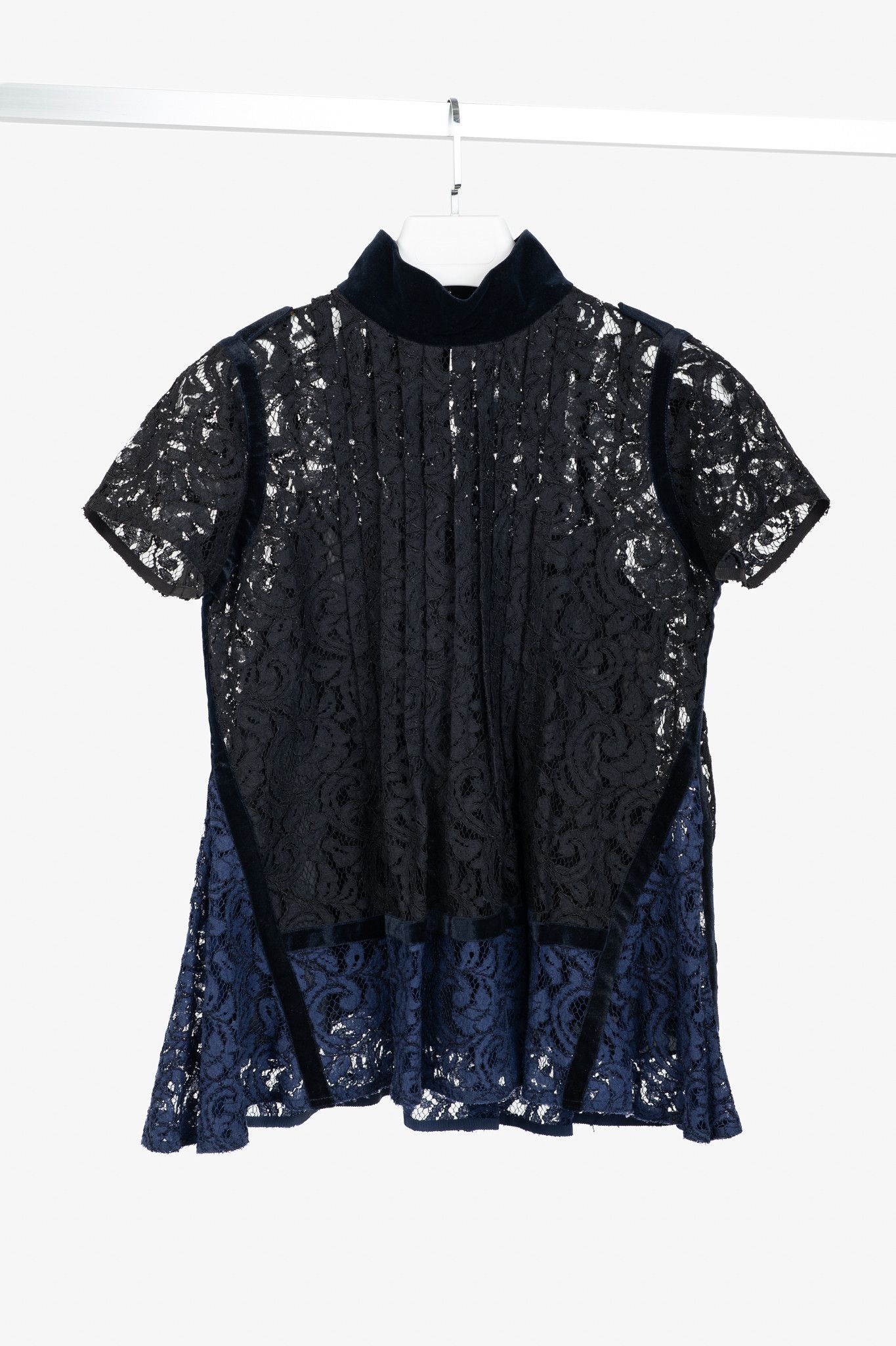 Sacai PF16 Black & Blue Lace Velvet-Trim Blouse