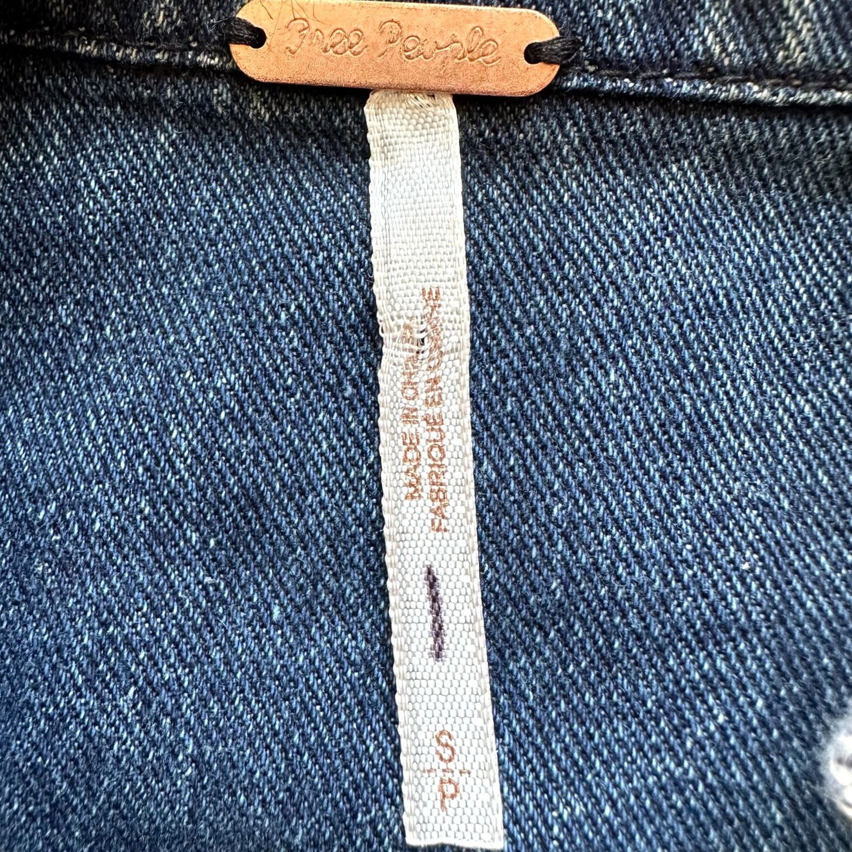 Free People Free People Button Up Denim Jacket Womens Small Petite Blue Solid Jacket Size 28" / US 6 / IT 42 - 3 Thumbnail