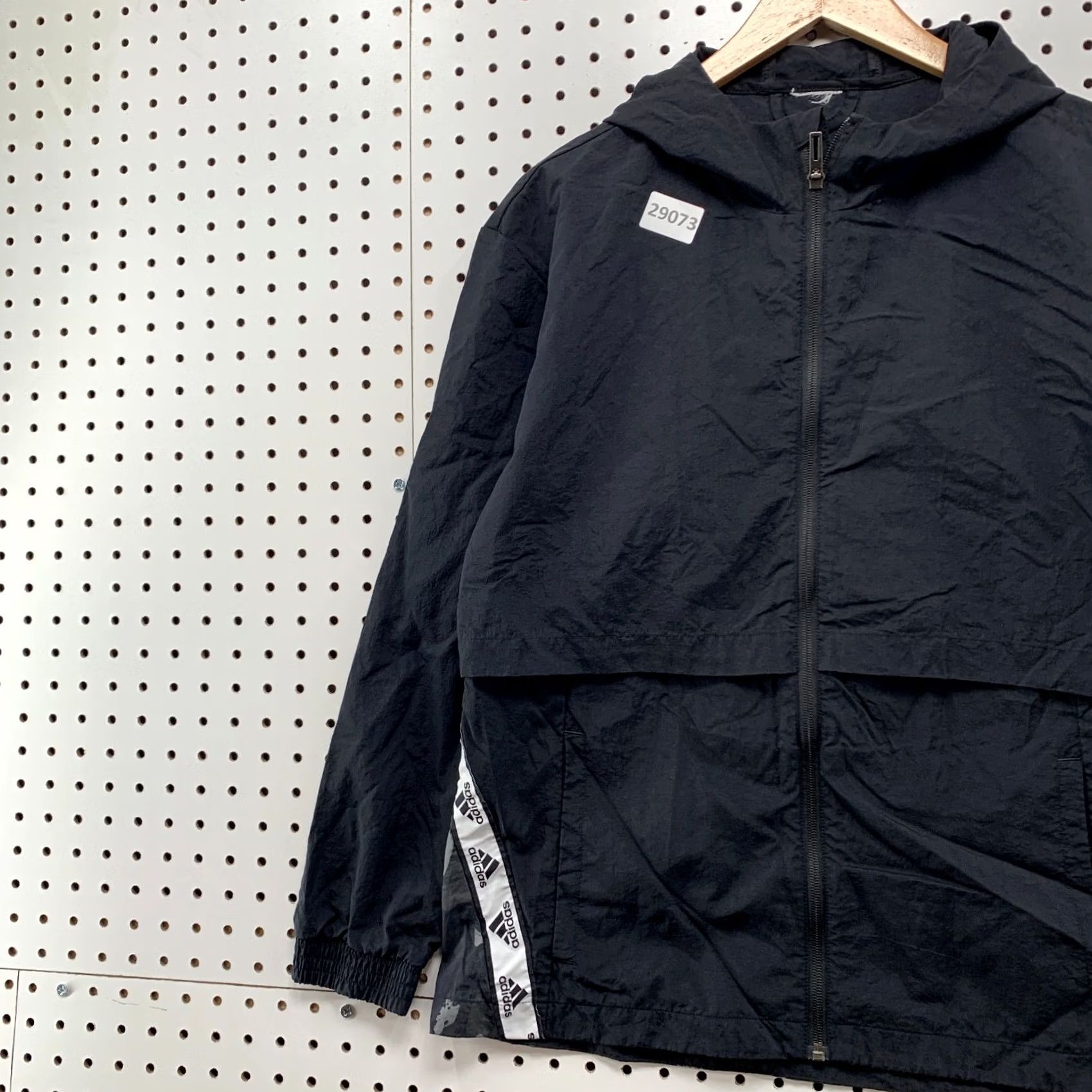 Adidas Adidas U4U Black Camo Windbreaker Jacket Womens L Full Zip Windbreaker 20.5x26 Size L / US 10 / IT 46 - 4 Thumbnail