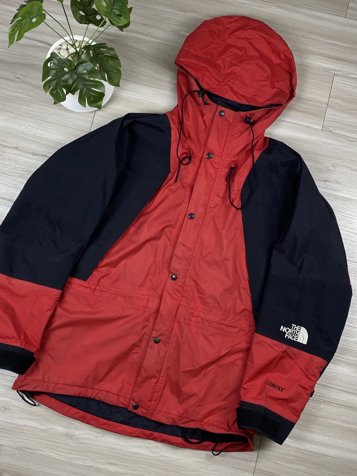 The North Face VINTAGE THE NORTH FACE GORE TEX RED Size US M / EU 48-50 / 2 - 3 Thumbnail