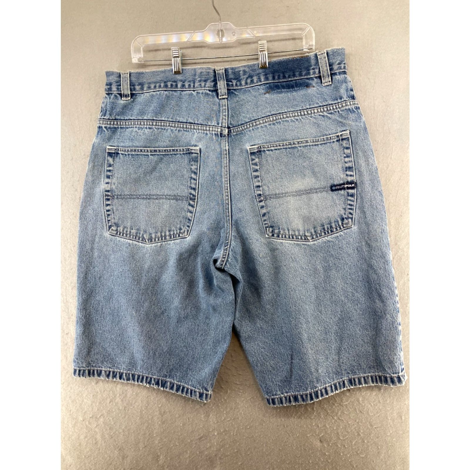 Southpole Southpole Denim Shorts Men 90s Relaxed Fit 38 Blue Casual 5-Pocket Cotton Denim Shorts Size US 38 / EU 54 - 6 Thumbnail