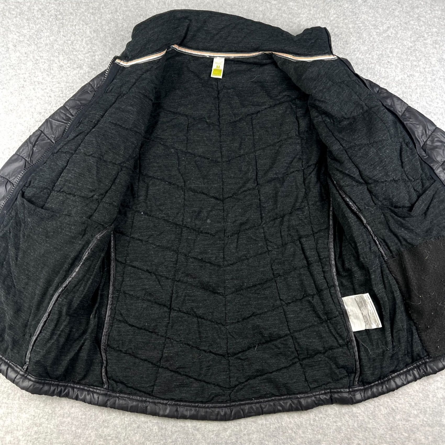 Smartwool Smartwool Puffer Jacket Full Zip Medium Womens Black Quilted Hiking Size M / US 6-8 / IT 42-44 - 3 Thumbnail
