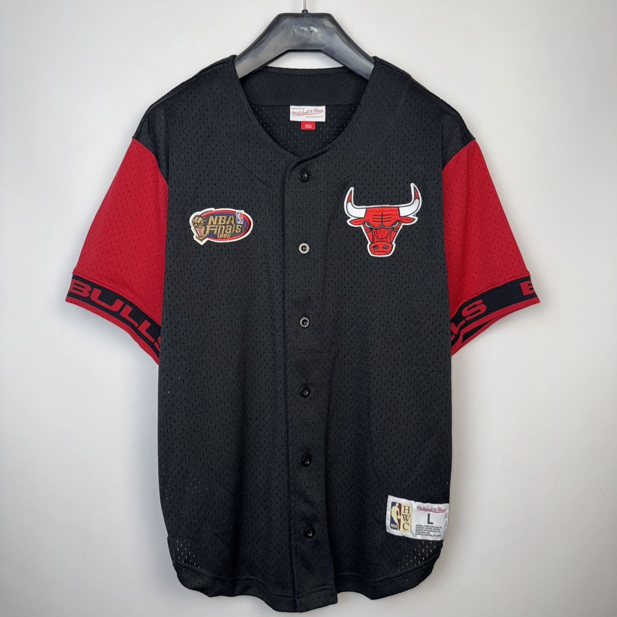 Mitchell & Ness Chicago Bulls Baseball Jersey NBA Mitchell & Ness Sz L Men Size US L / EU 52-54 / 3 - 1 Thumbnail