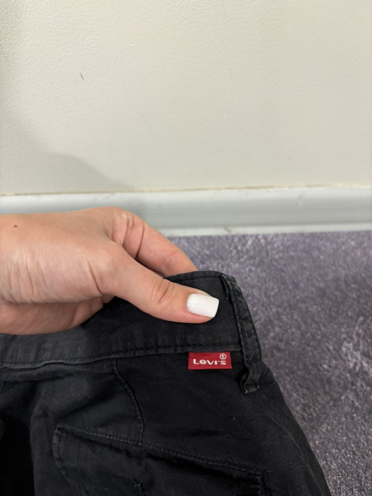 Levi's Vintage Levi’s Y2K Black Men’s Utility Hype Cargo Shorts Size US 34 / EU 50 - 17 Thumbnail
