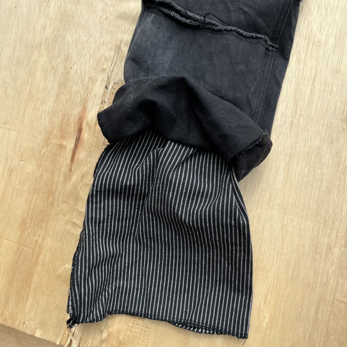 Japanese Brand EDGE RUPERT DISTRESSED BLACK WASHED 2 DENIM LIKE UNDERCOVER Size US 32 / EU 48 - 3 Thumbnail