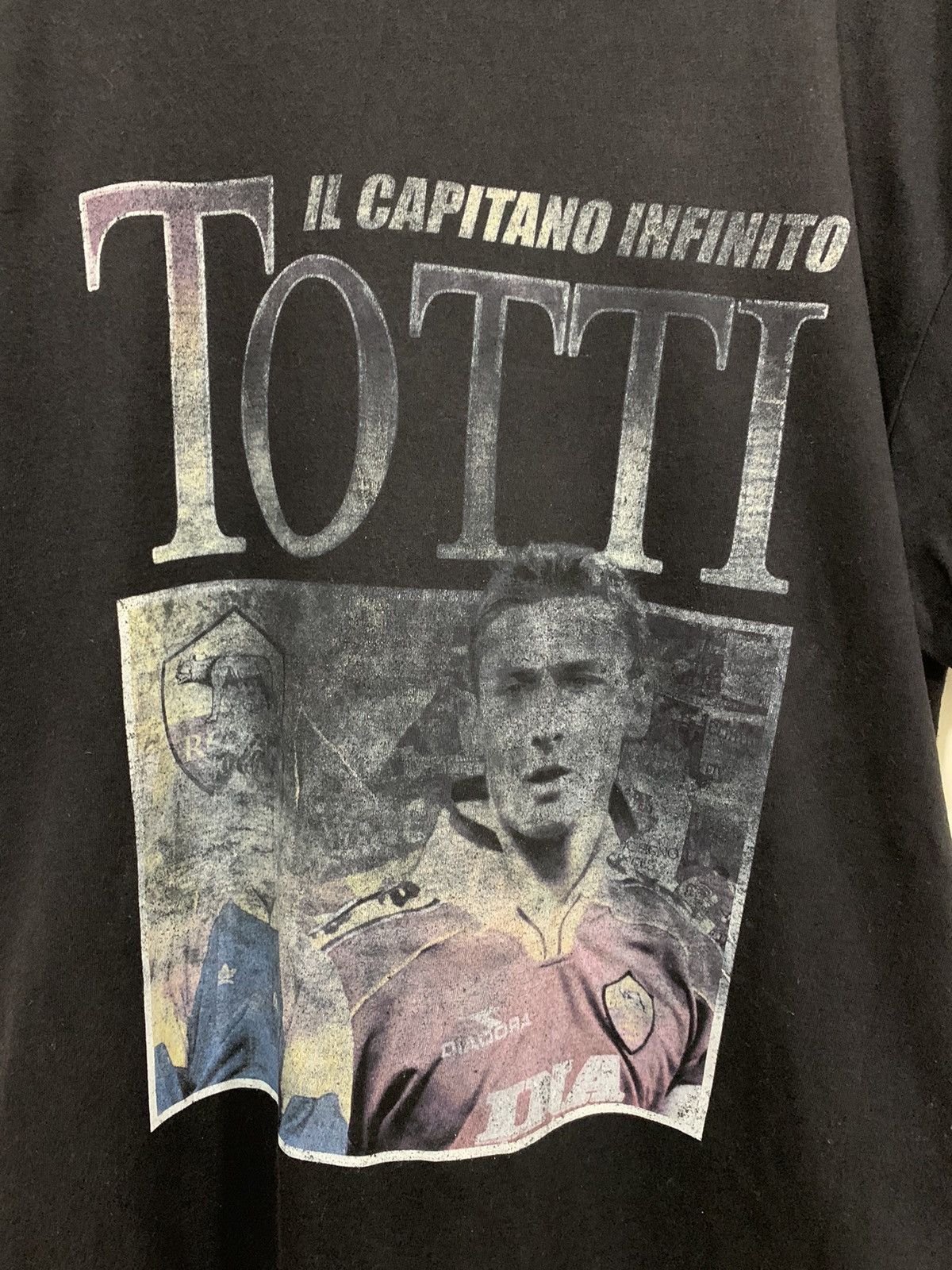 Other Y2K Russell il capitano infinito Totti Faded T Shirt Size US M / EU 48-50 / 2 - 2 Thumbnail