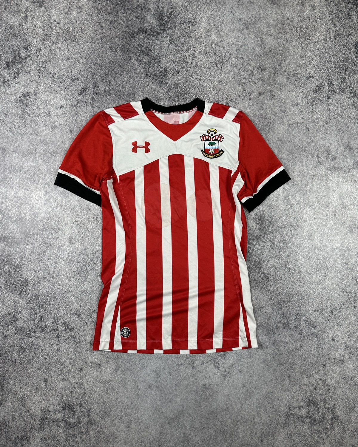 Under Armour Under Armour Southampton Soccer Jersey Streetwear Rare S Size US S / EU 44-46 / 1 - 1 Thumbnail