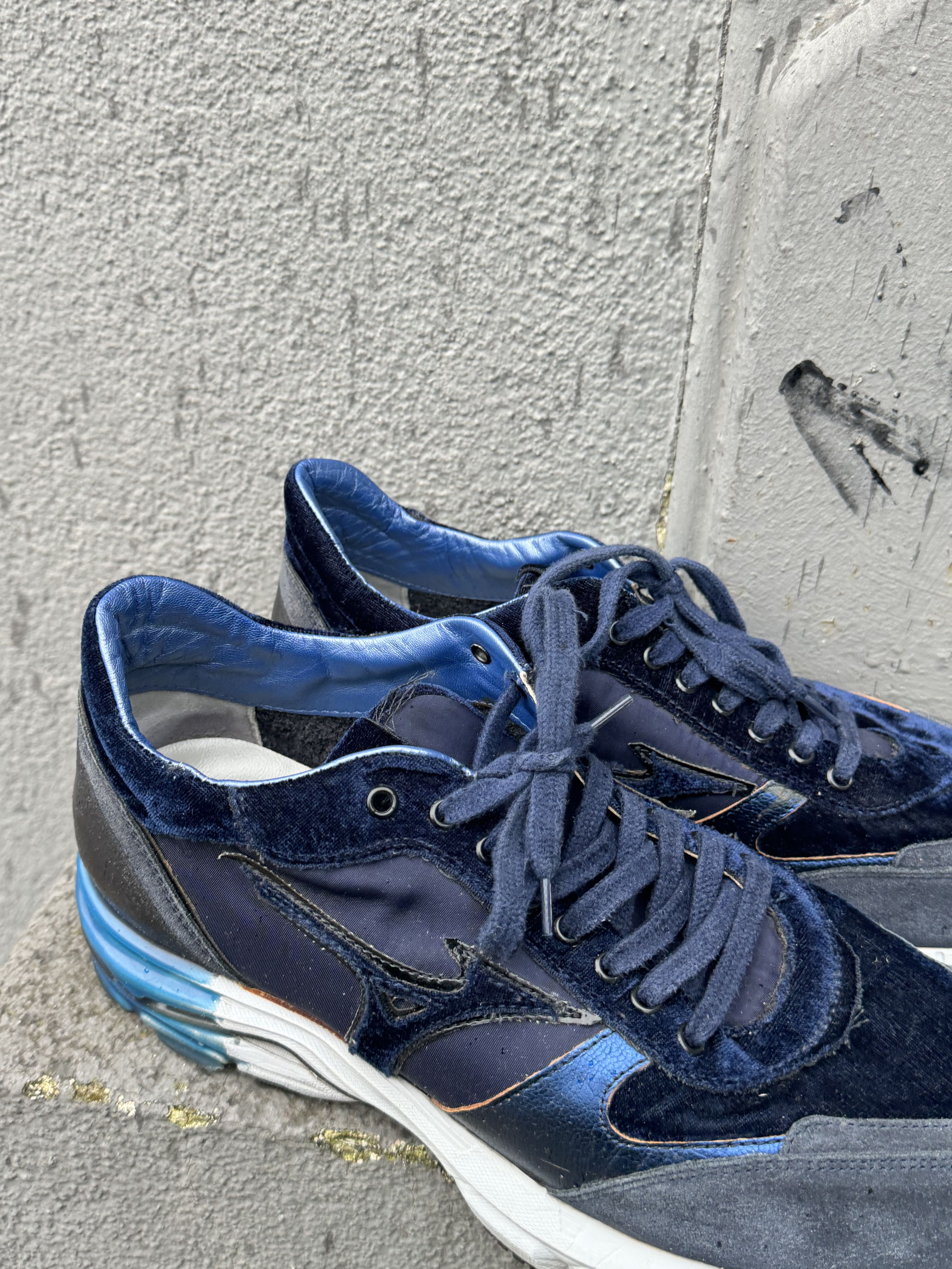 Japanese Brand × Mizuno Mizuno Wave Sirius Velour Purple Navy US 11.5 Size US 11.5 / EU 44-45 - 11 Thumbnail