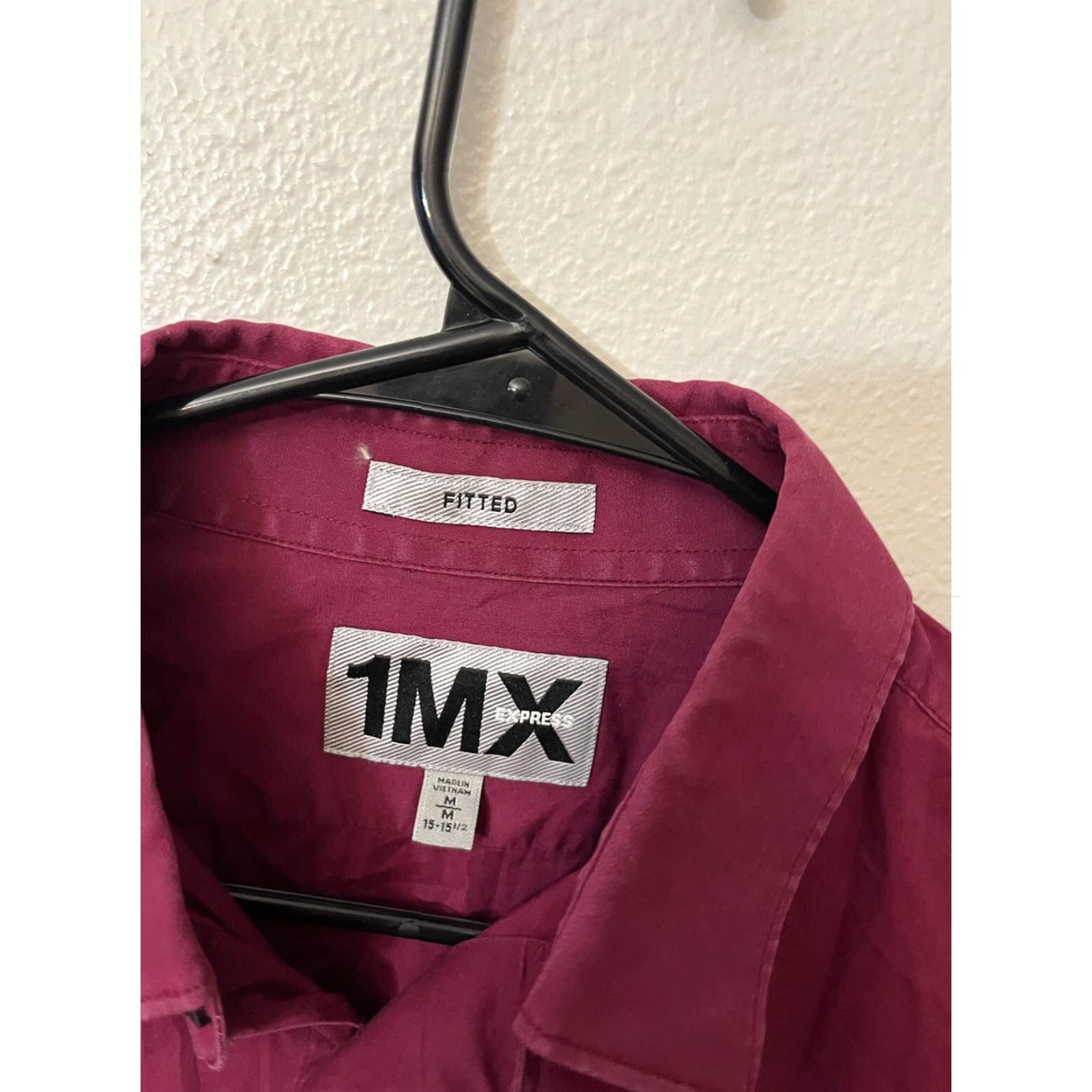 Express Express 1MX Fitted Solid Button Shirt Maroon Dress Shirt Adult Medium Mens Size 40R - 3 Thumbnail