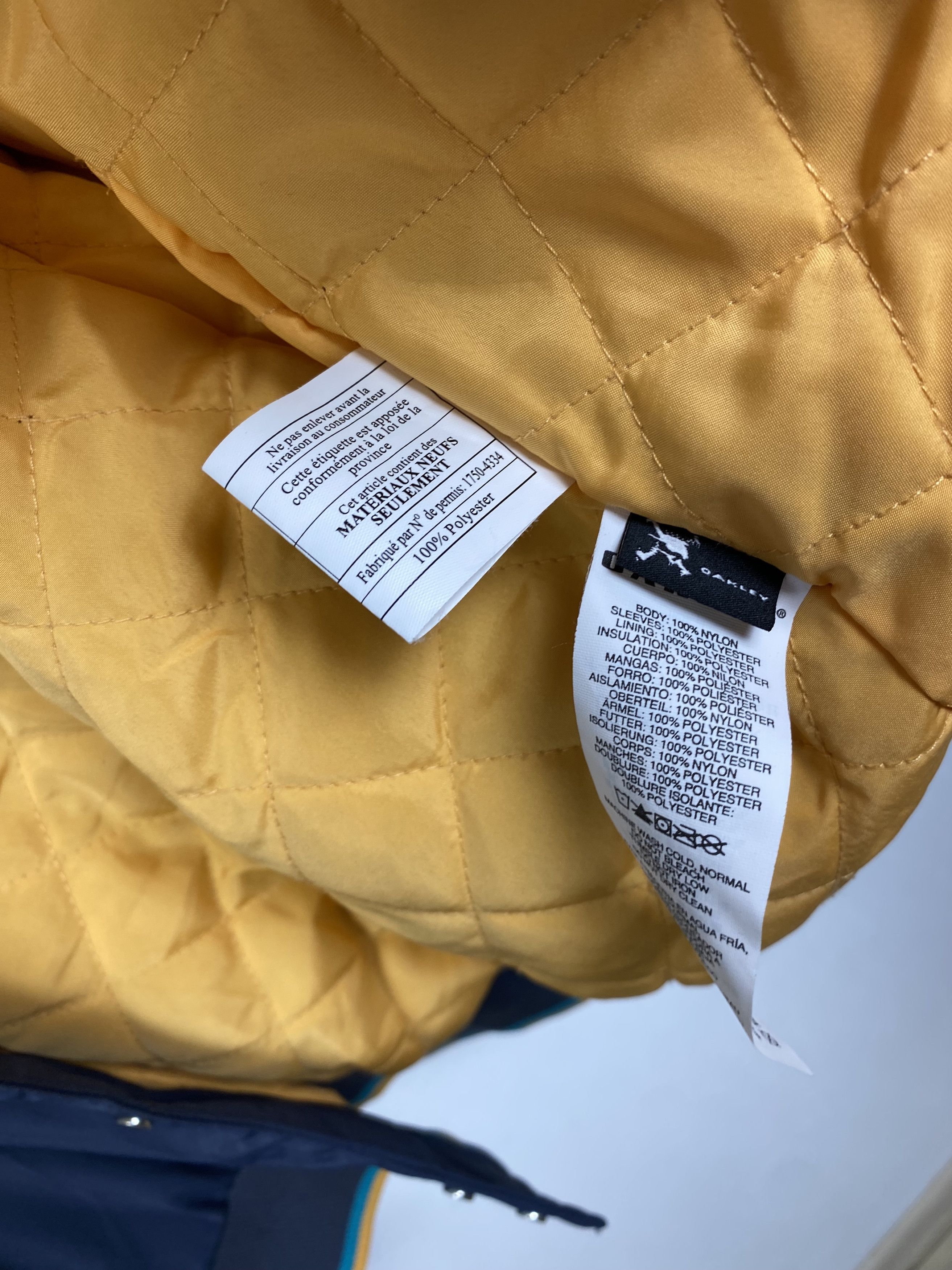 Oakley Oakley Factory Pilot Bomber Jacket men size S Size US S / EU 44-46 / 1 - 14 Thumbnail