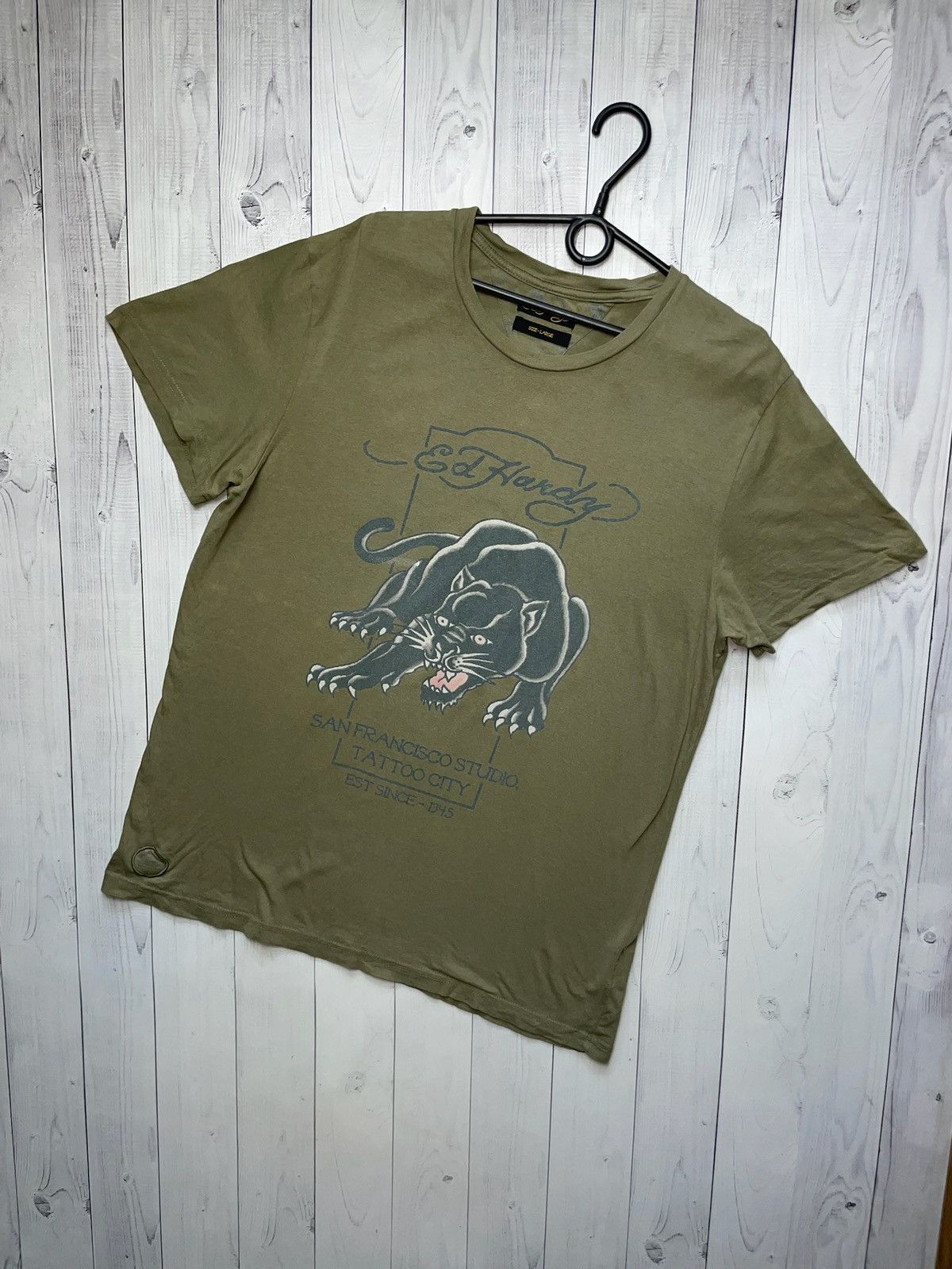 Ed Hardy × Vintage Vintage Ed Hardy Pantera logo tee size L khaki Size US L / EU 52-54 / 3 - 1 Thumbnail