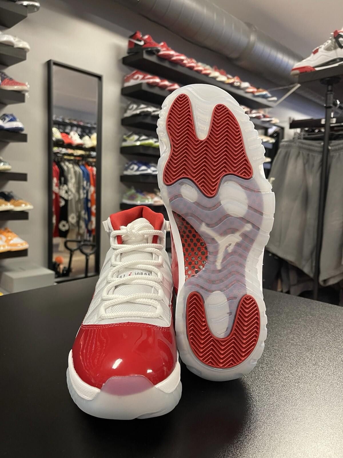 Jordan Brand Size 12 - Air Jordan 11 Cherry Retro Varsity Red White Size US 12 / EU 45 - 7 Thumbnail