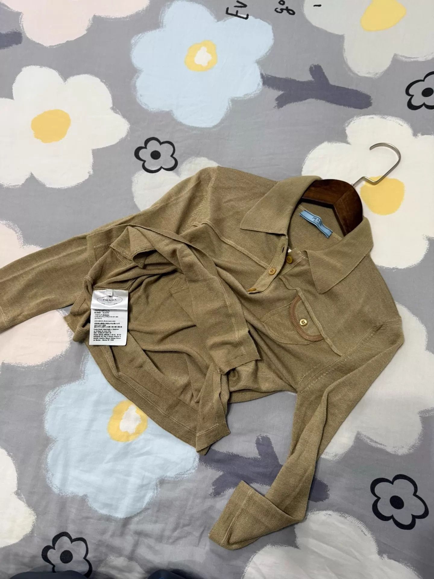 Prada PRADA Wool Silk Crewneck Top Khaki Green 9/10 Size XS / US 0-2 / IT 36-38 - 5 Thumbnail