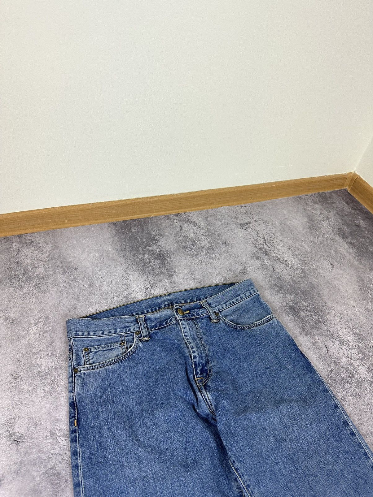Carhartt Vintage Carhartt Washed Blue Denim Y2K Opium USA Work Jeans Size US 32 / EU 48 - 13 Thumbnail