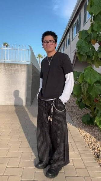 Other NON FOYA PLEATED PIN STRIPE PANTS Size US 31 - 3 Thumbnail