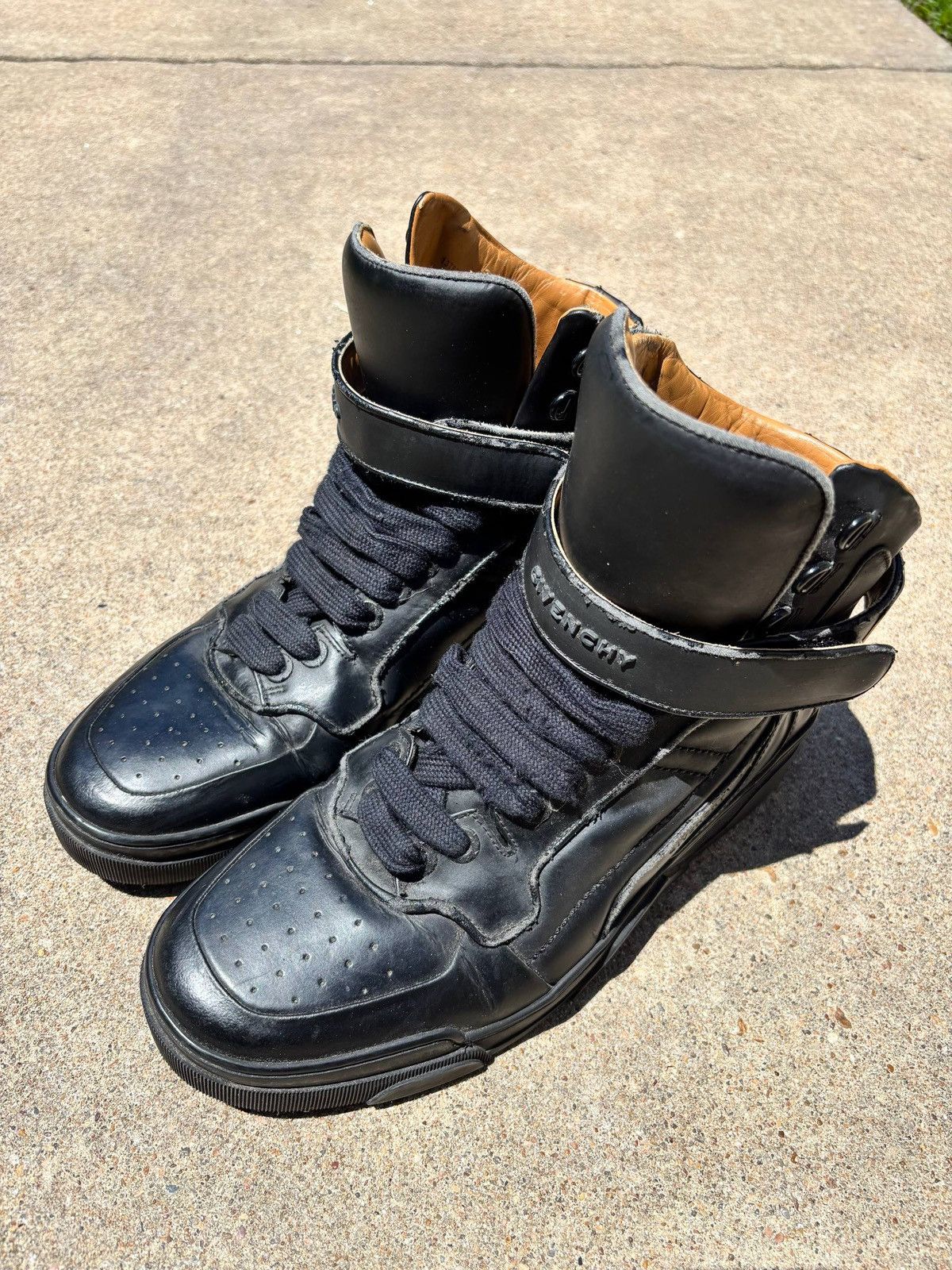 Givenchy Givenchy Tyson Total Black Size US 10 / EU 43 - 1 Thumbnail