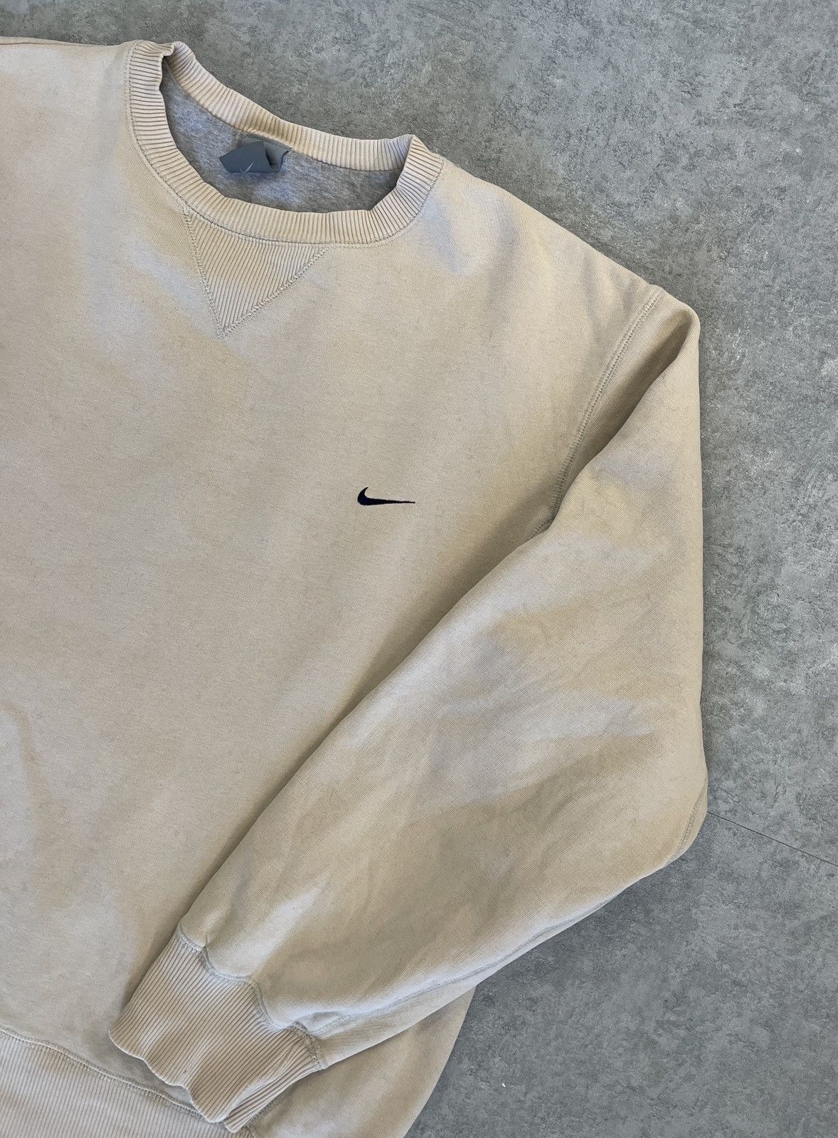 Nike Vintage Nike crewneck Size US L / EU 52-54 / 3 - 2 Thumbnail