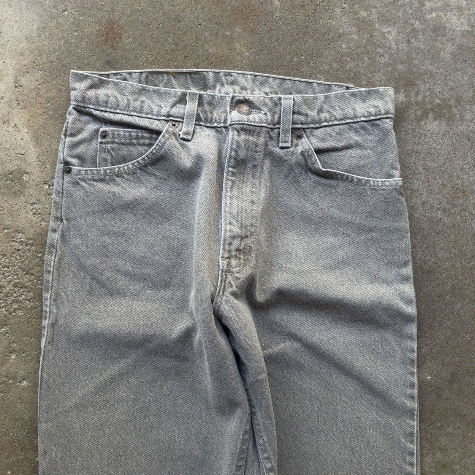 Levi's Vintage 90s Levi's 550 Grey Denim Jeans ERD Grunge Chrome Size US 31 - 11 Thumbnail