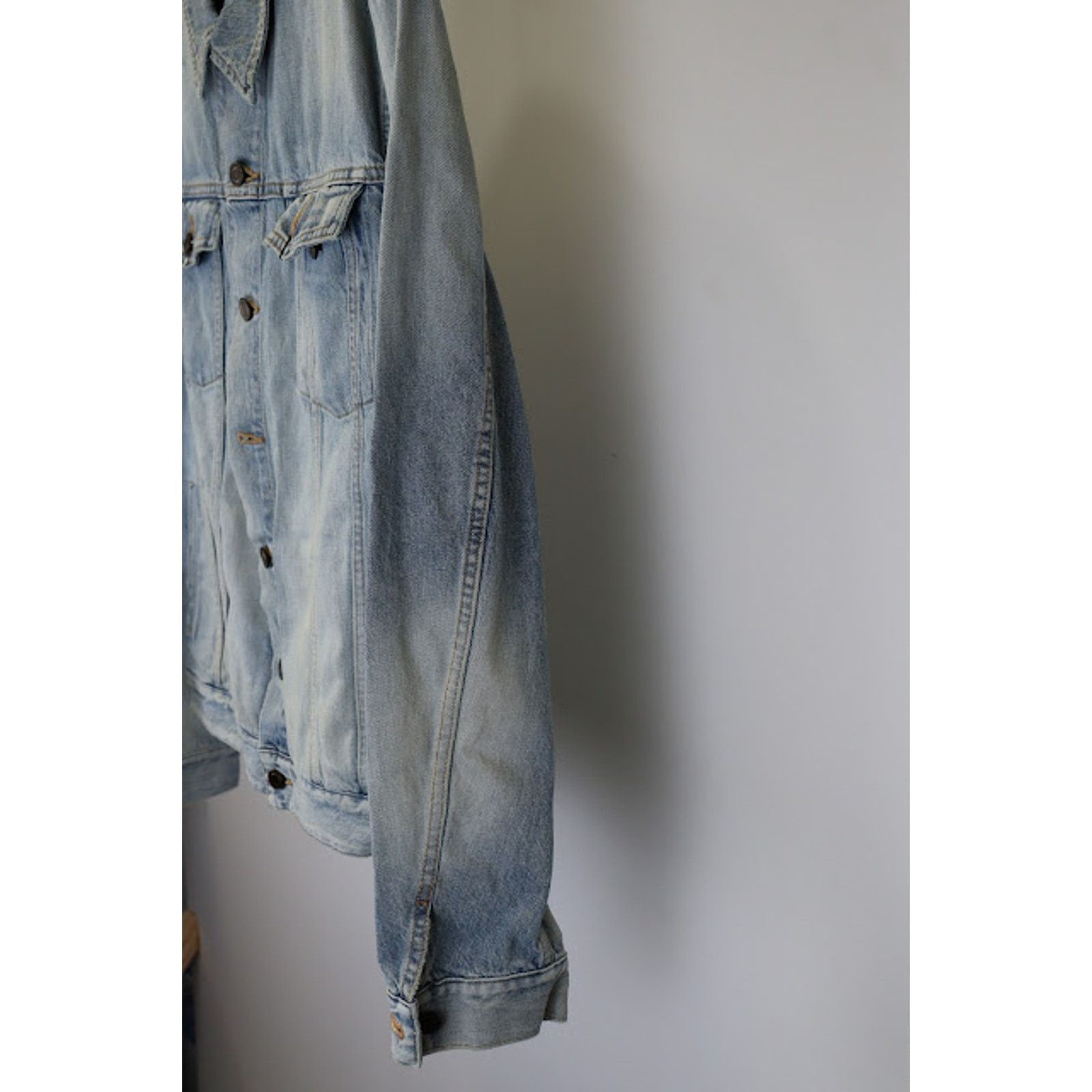 Saint Laurent Paris o1rshd1 Classic Denim Jacket in Sky Blue Size US M / EU 48-50 / 2 - 9 Thumbnail