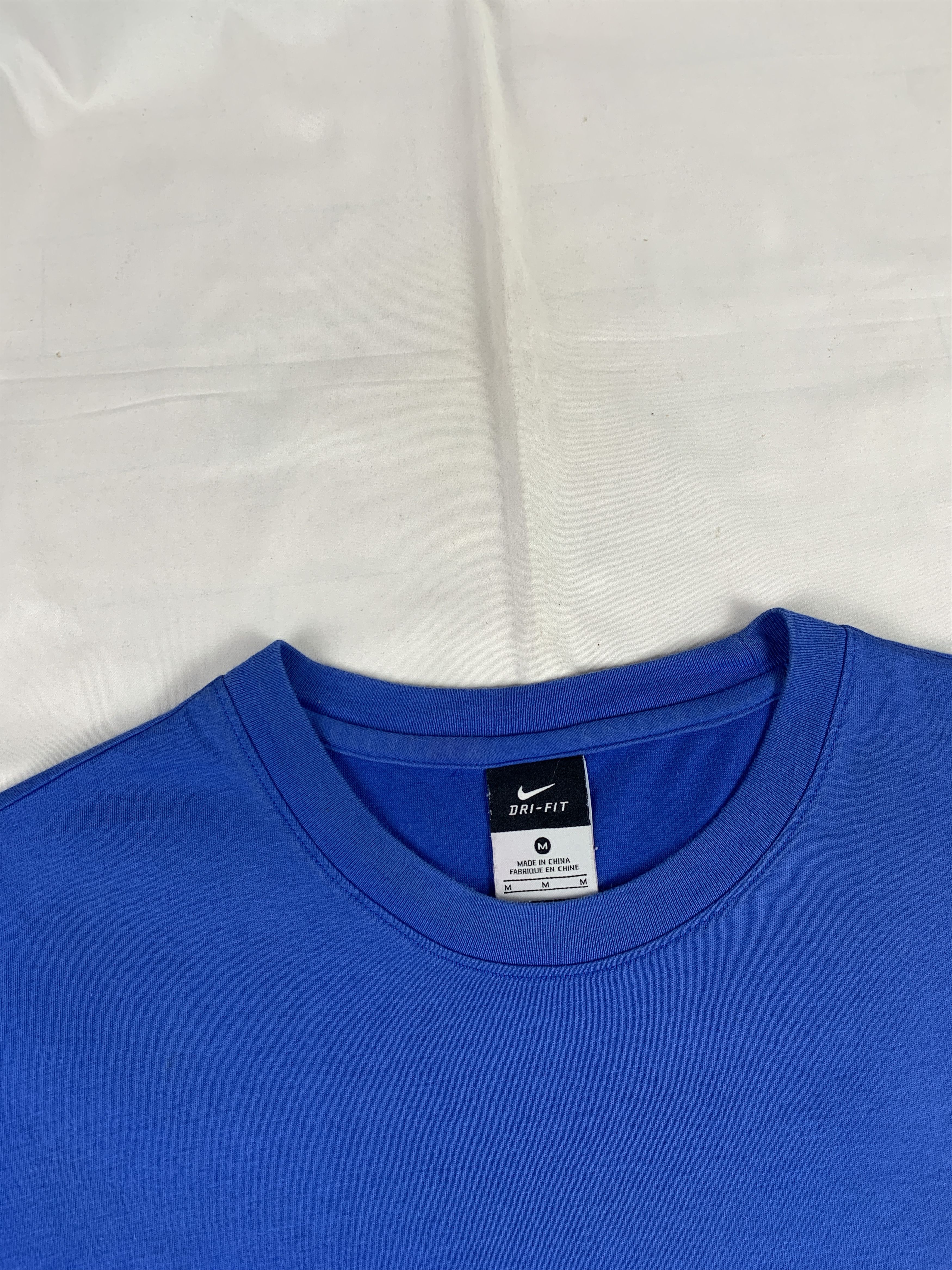 Nike 2010s Nike Blue Al-Hilal FC Arab League Tee (M) Size US M / EU 48-50 / 2 - 5 Thumbnail