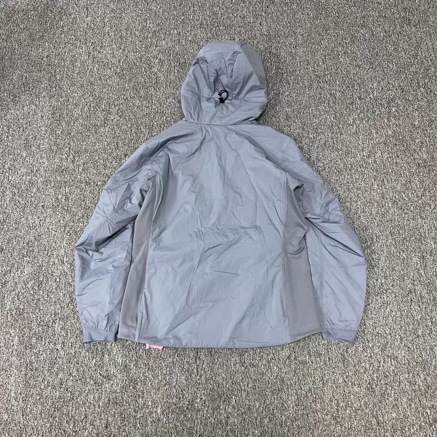 Arc'teryx Arc'teryx Atom Logo Cotton Jacket Women's L New With Tags Size L / US 10 / IT 46 - 2 Thumbnail